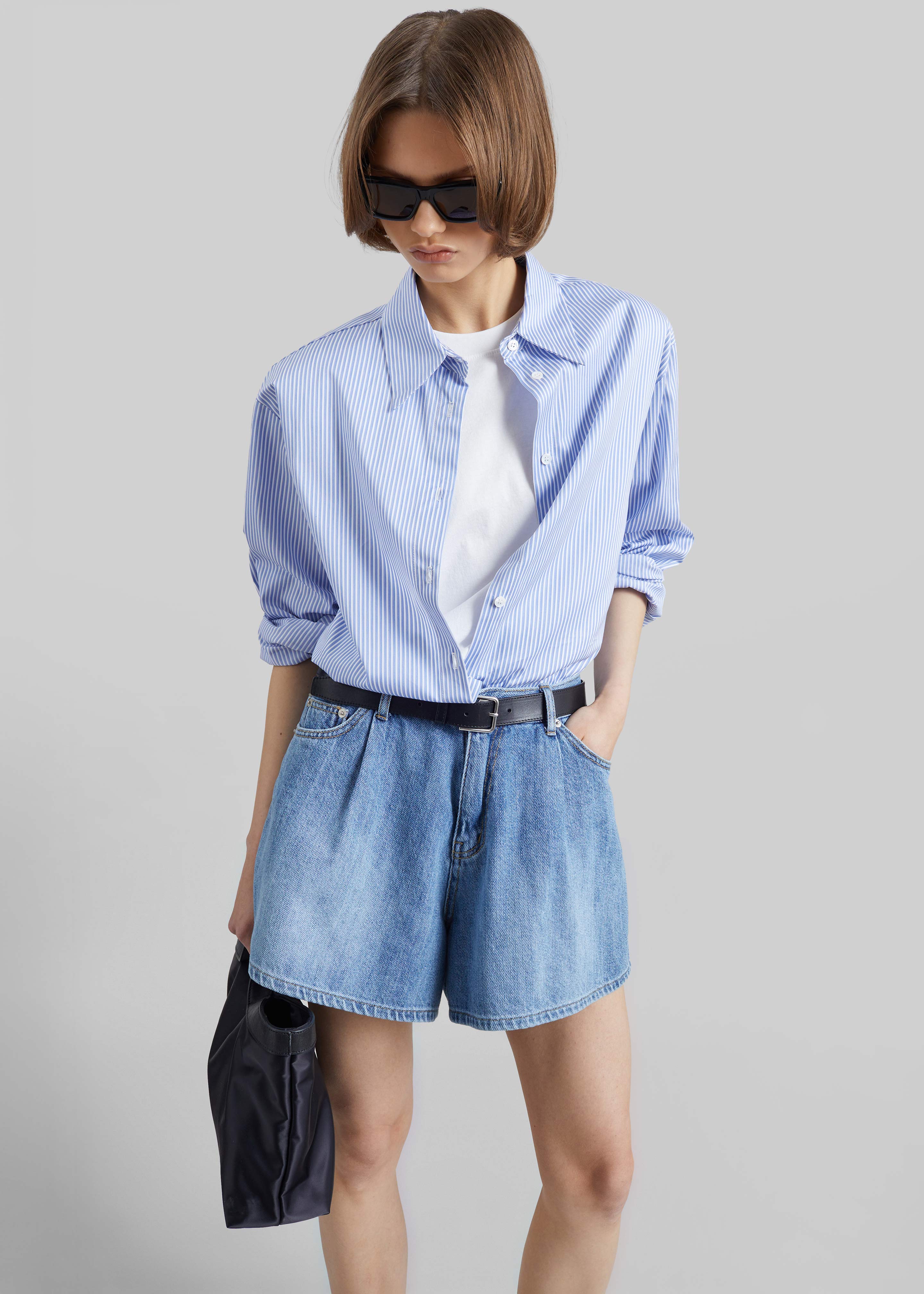 Mojave Pleated Denim Shorts - Medium Wash – The Frankie Shop
