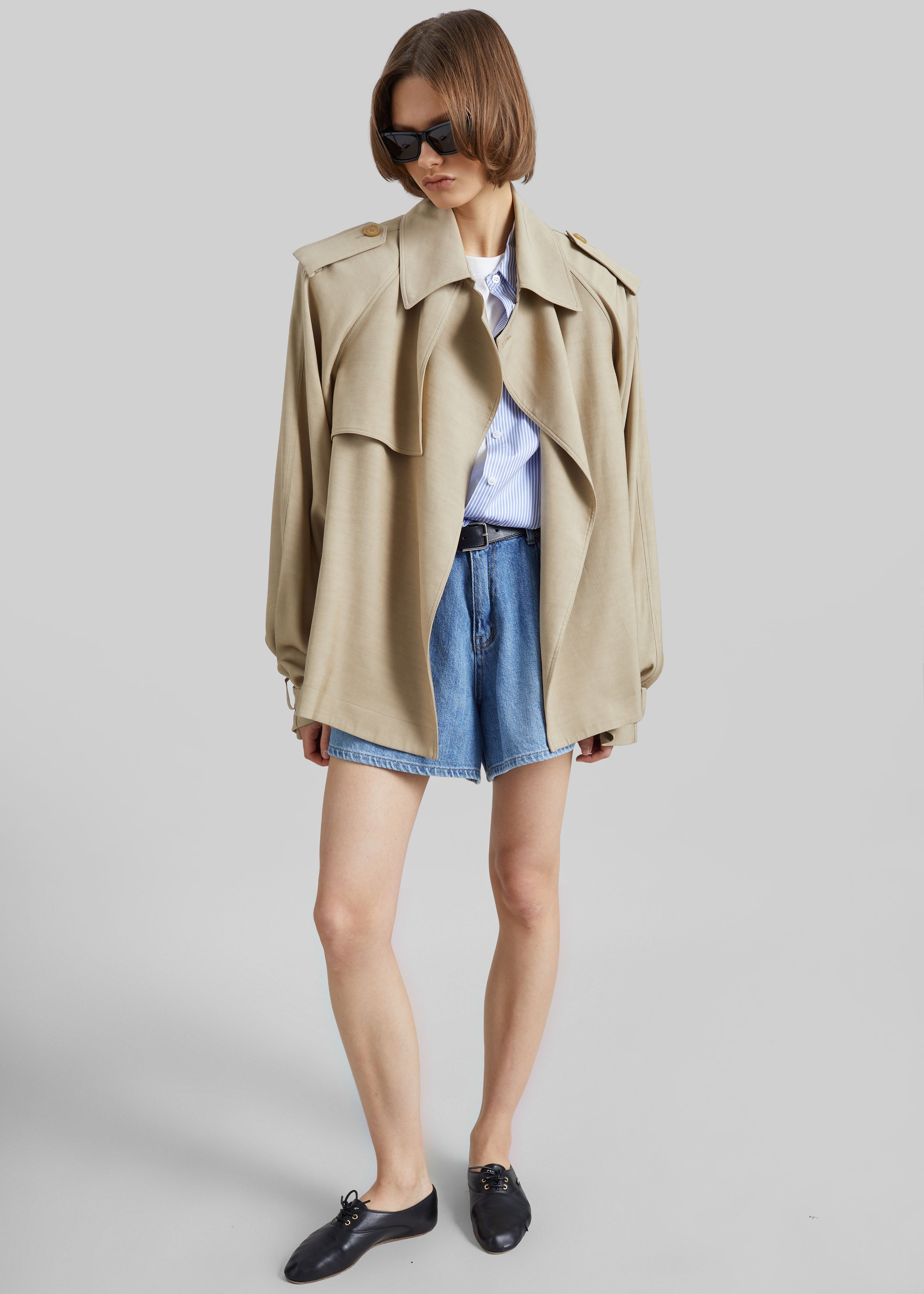 Mojave Pleated Denim Shorts - Medium Wash – The Frankie Shop