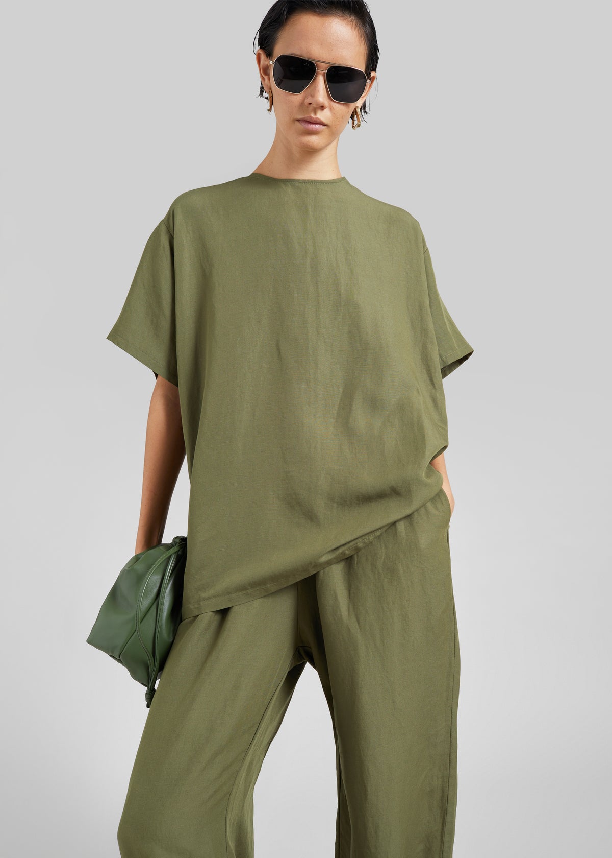 Morat Linen Back Button Top - Olive - 1