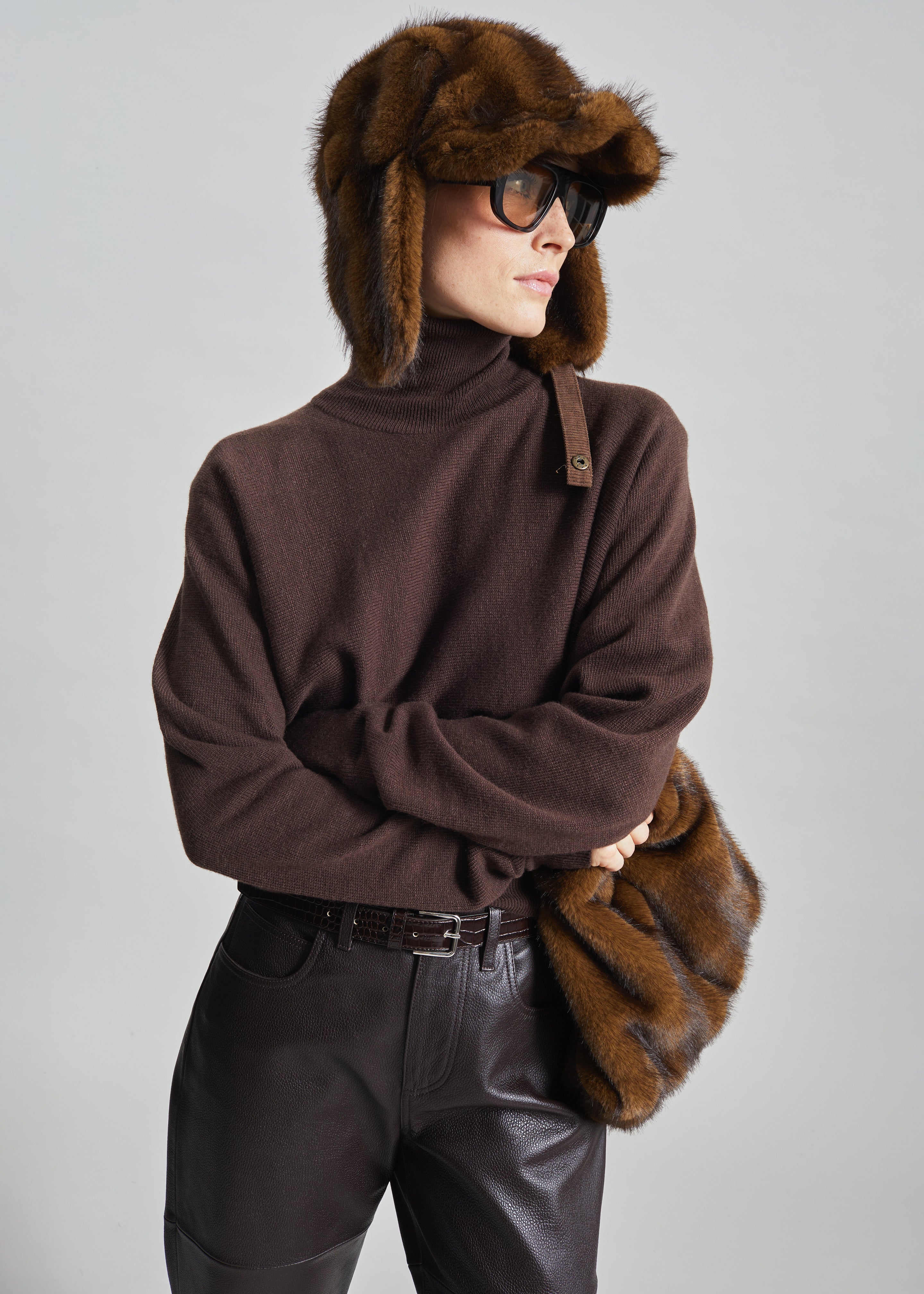 ✨新品未使用✨ ジバンシー ポンチョ フォックスファー アンゴラ フリーサイズ Morgan Faux Fur Small Pouch - Brown – The Frankie Shop