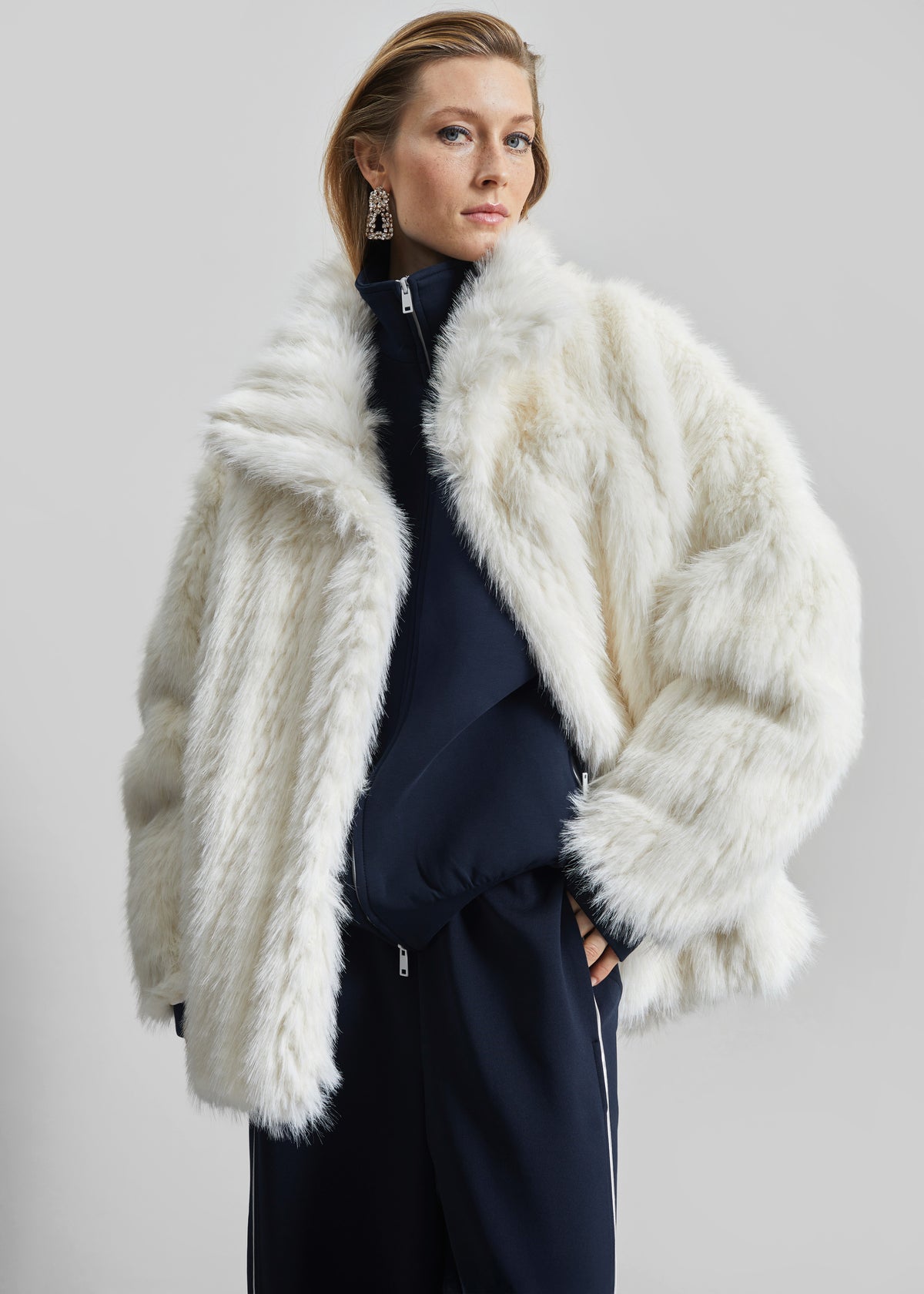 Mortisa Faux Fur Belted Short Coat - Off White - 1