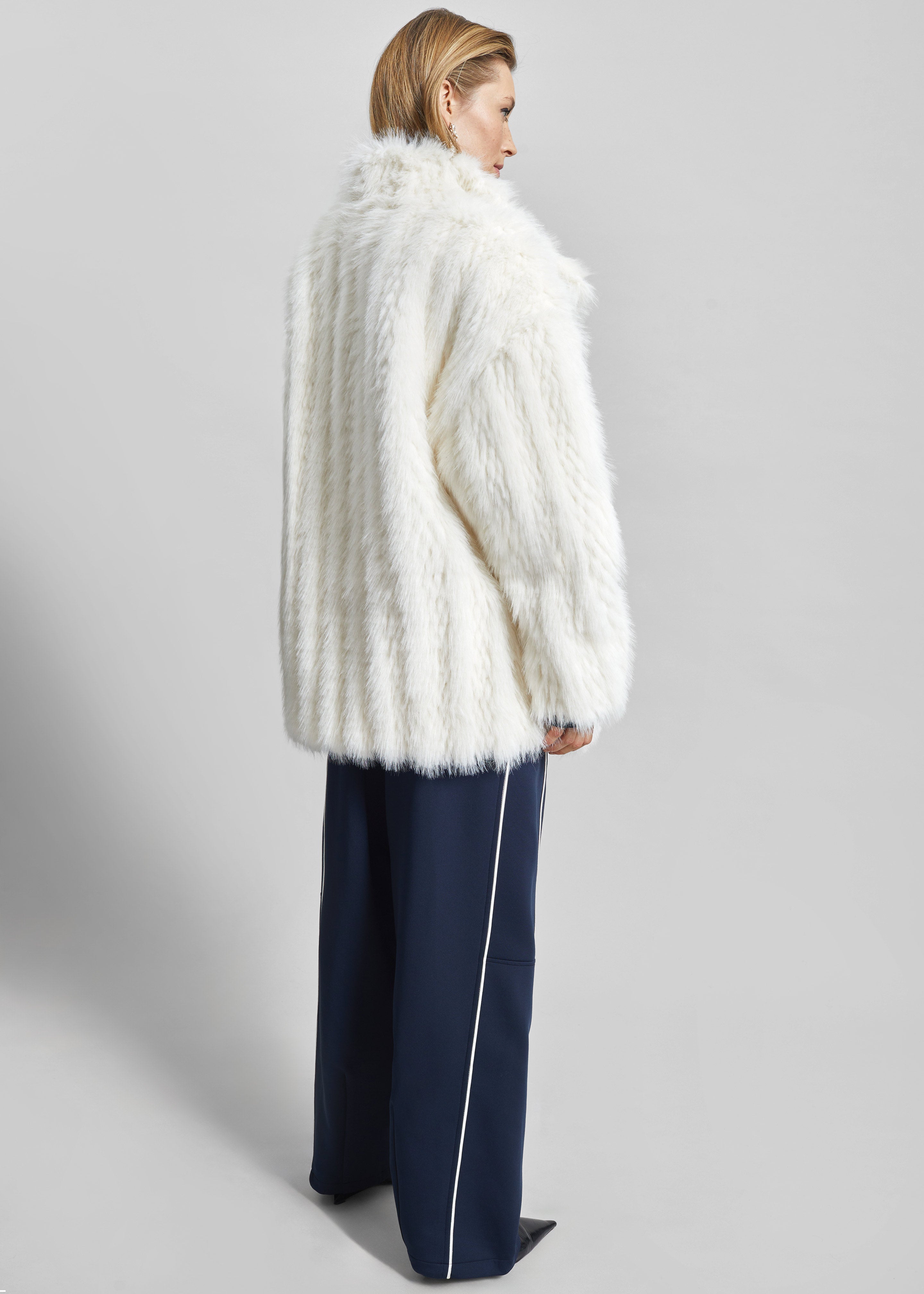 Mortisa Faux Fur Belted Short Coat - Off White - 9