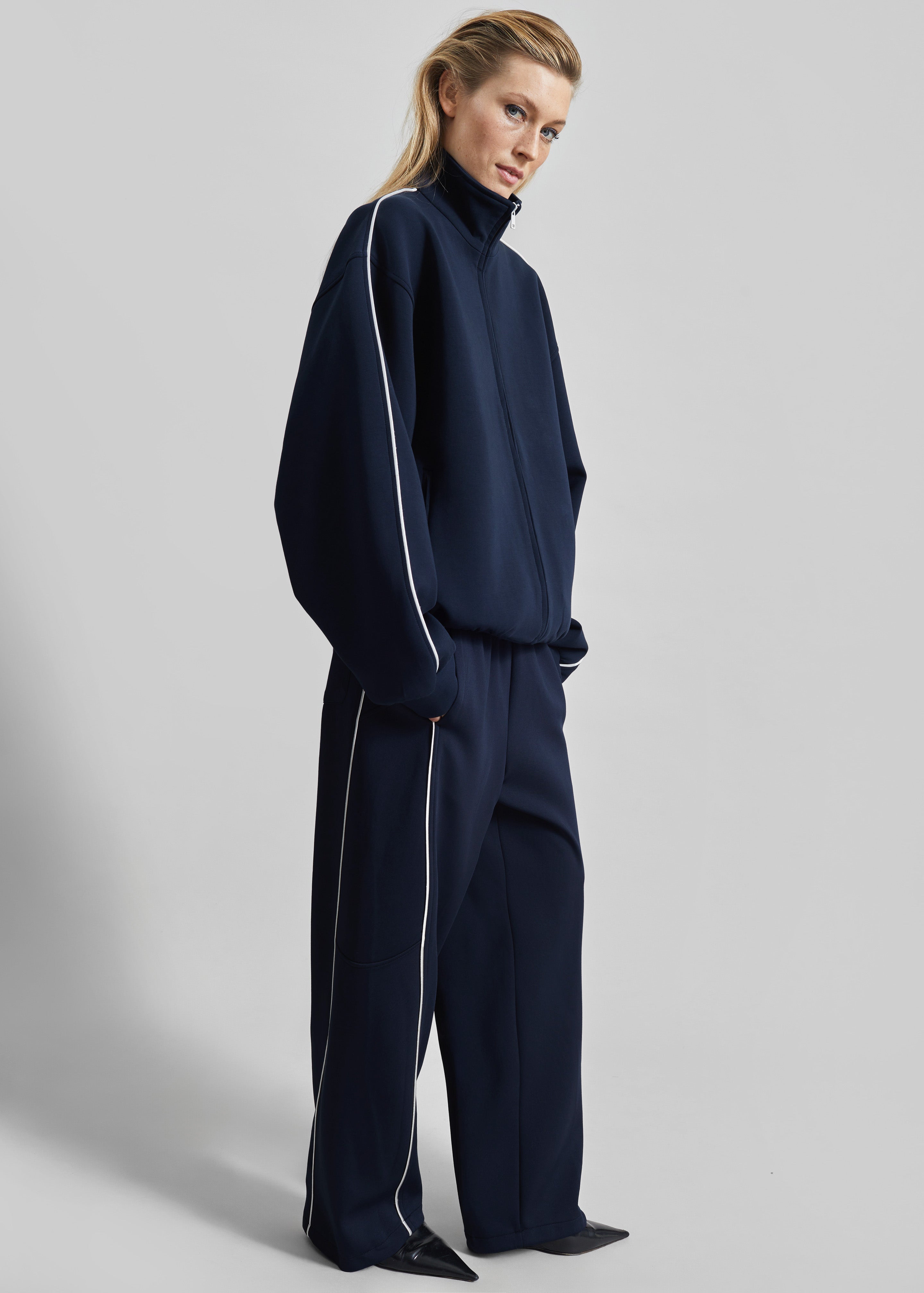 Nayen Zip-Up Jacket - Navy – The Frankie Shop