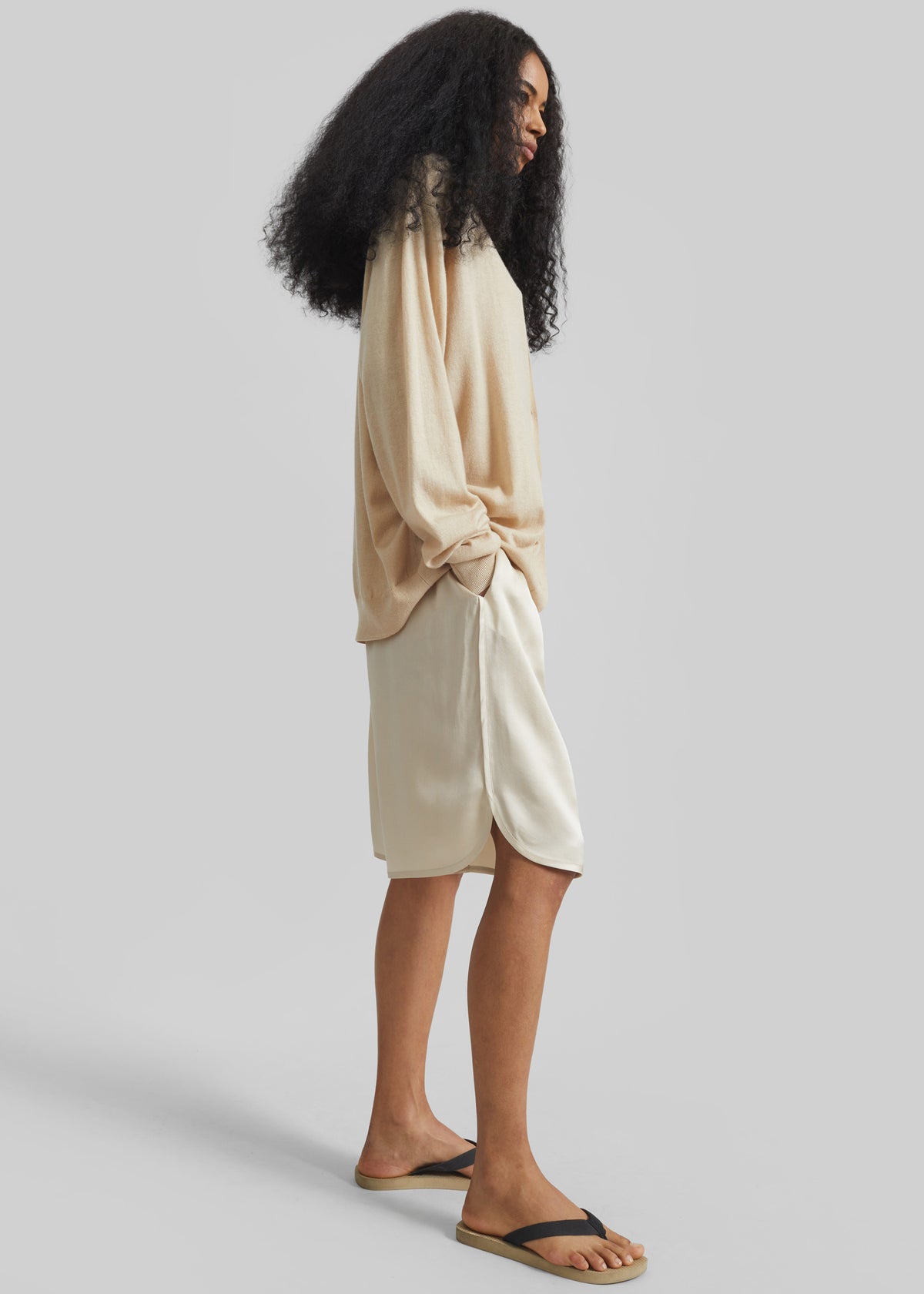 Nelis Silk Bermuda Shorts - Champagne - 5