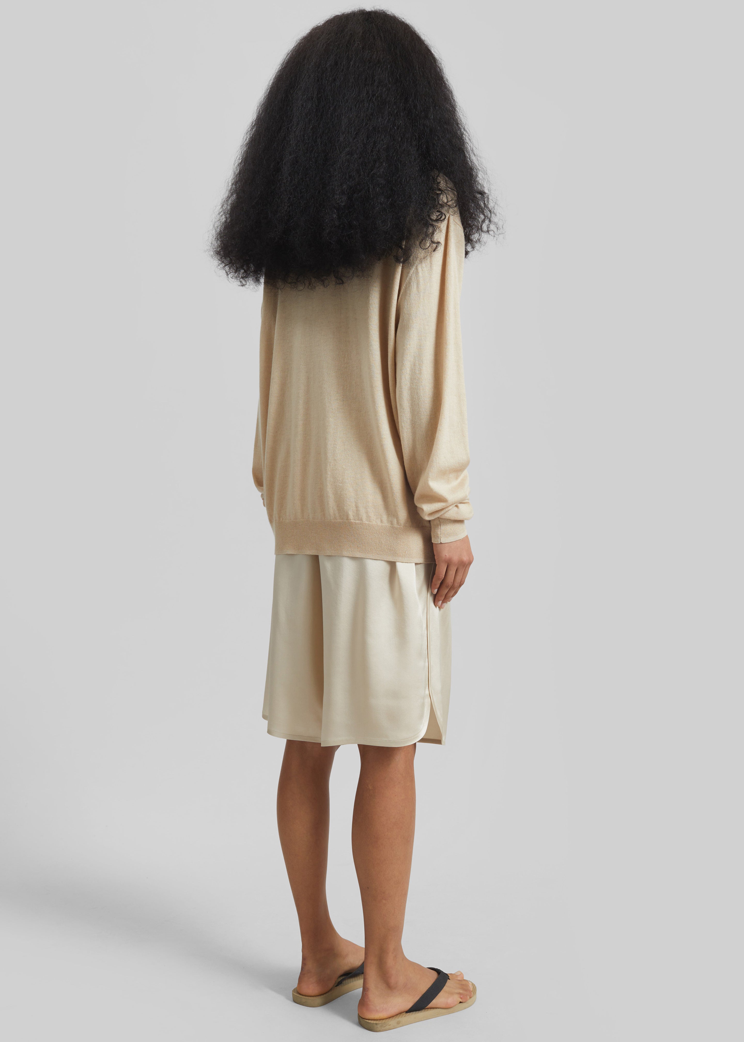 Nelis Silk Bermuda Shorts - Champagne - 7