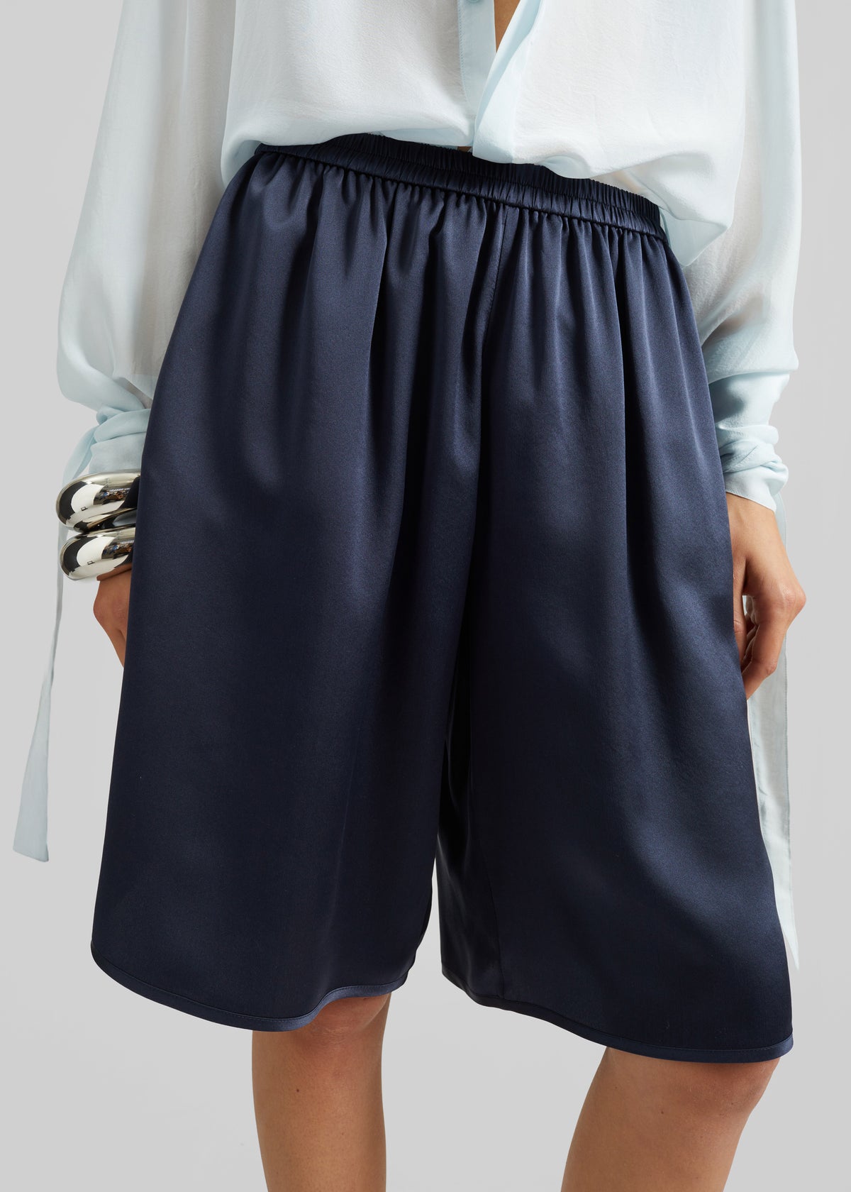 Nelis Silk Bermuda Shorts - Navy - 7