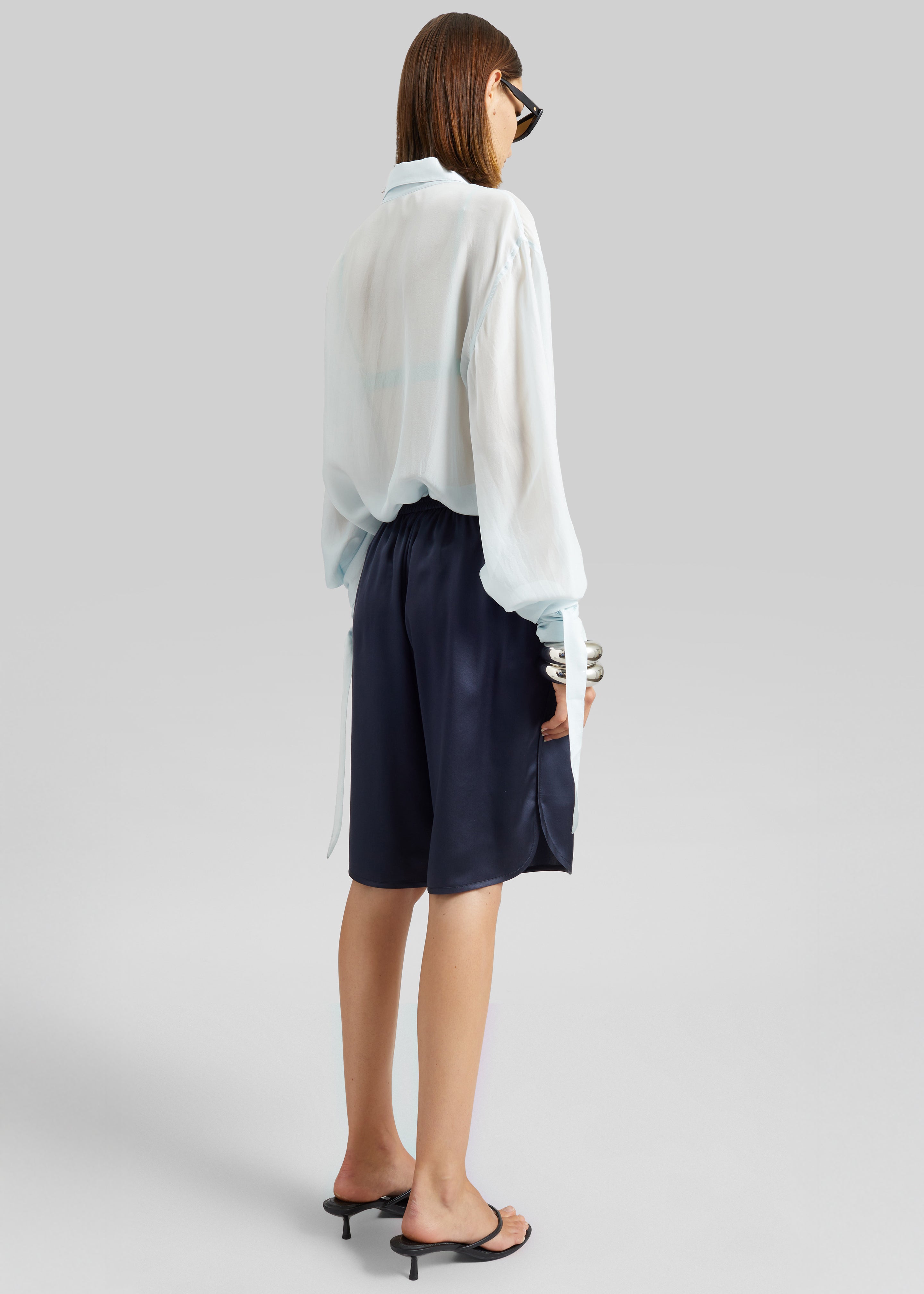 Nelis Silk Bermuda Shorts - Navy - 9