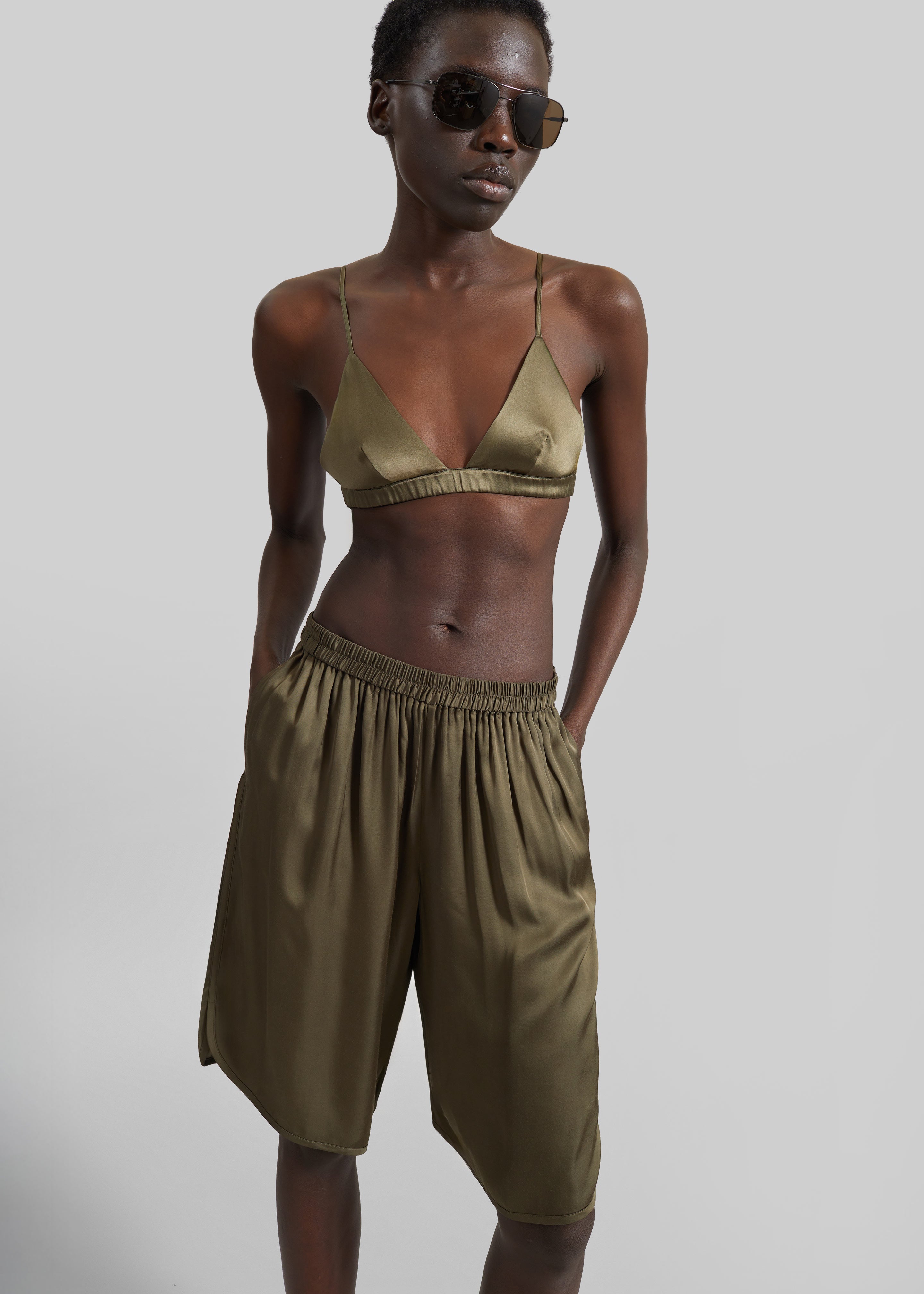 Nelis Silk Bermuda Shorts - Olive – The Frankie Shop