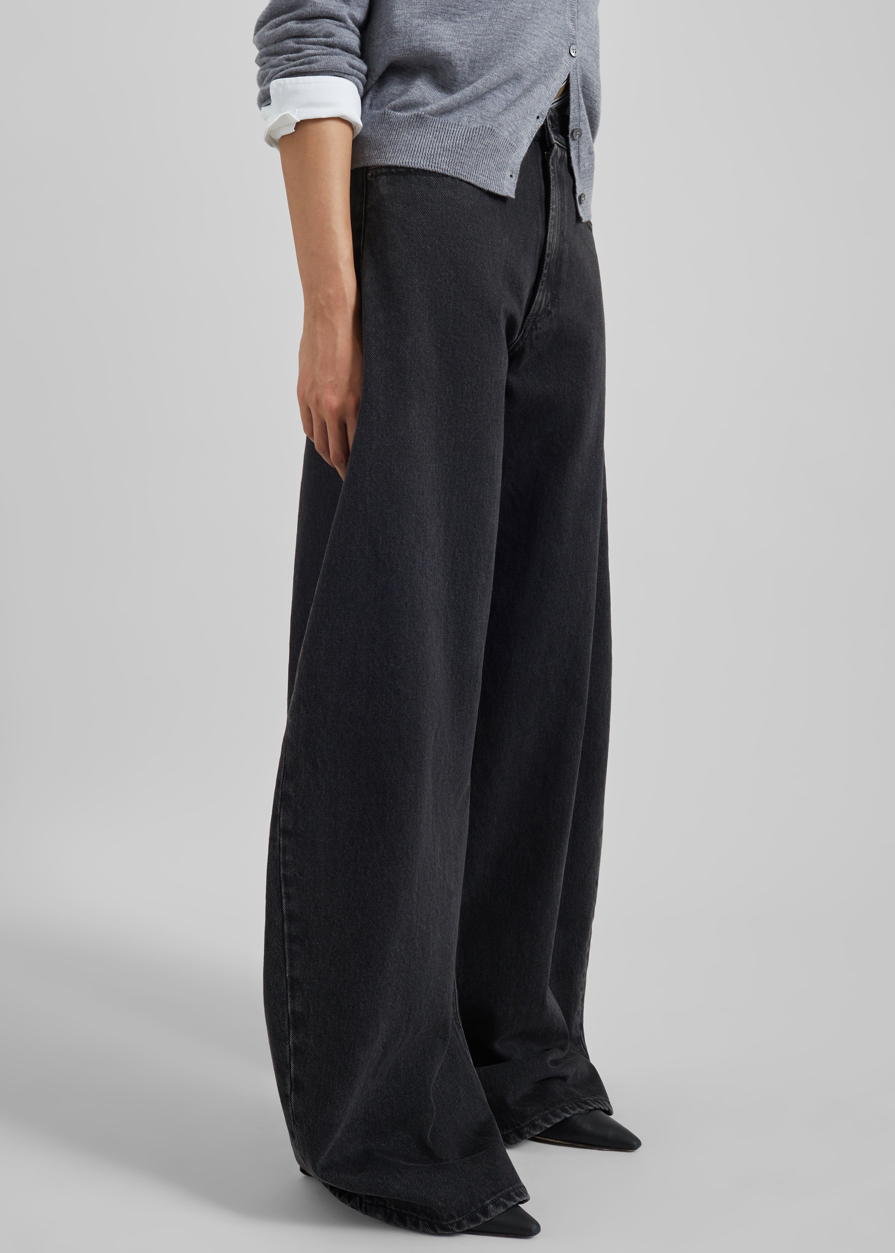 Nick Barrel Leg Jeans - Black Wash - 5