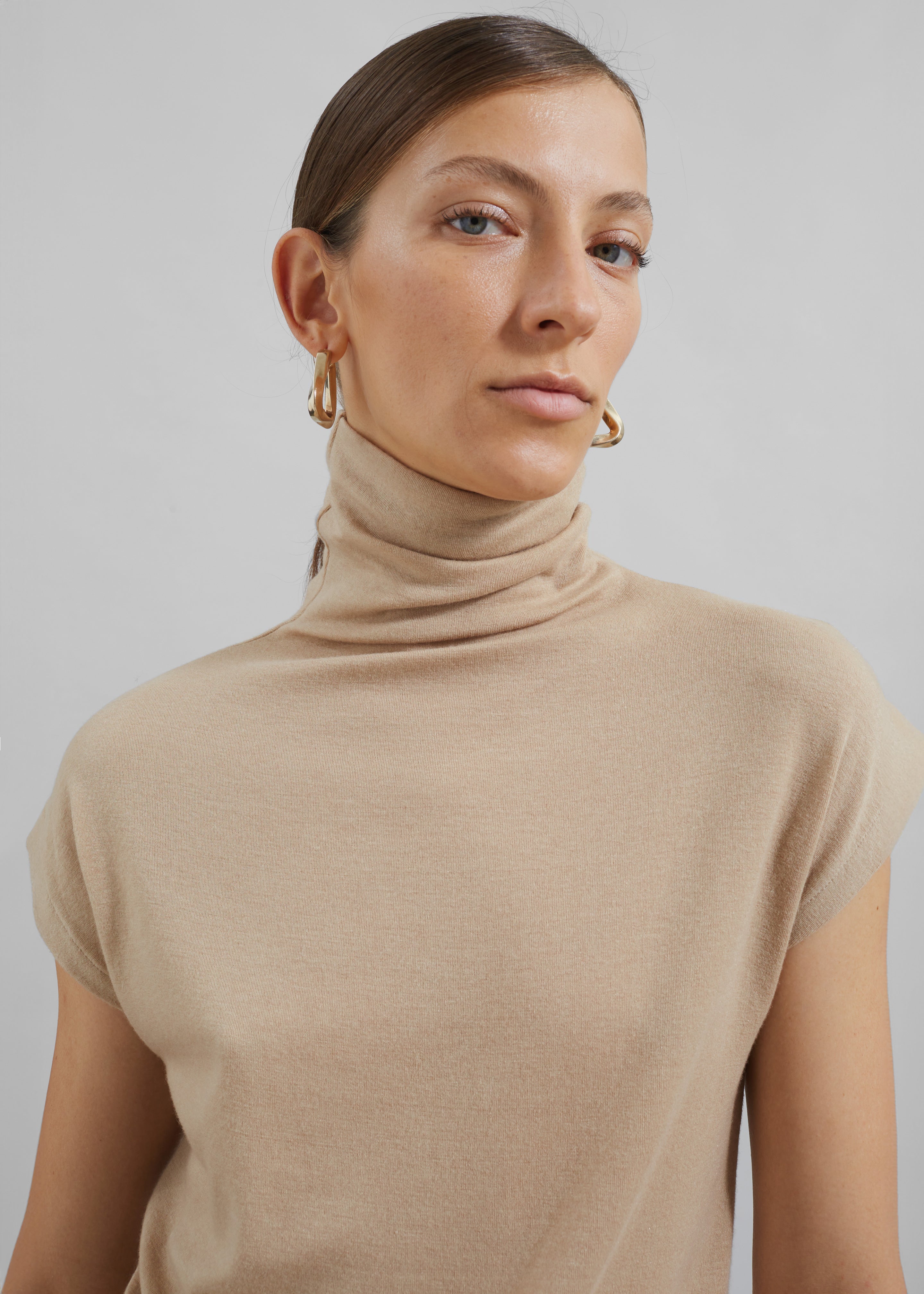 Nile Turtleneck Top - Beige - 4