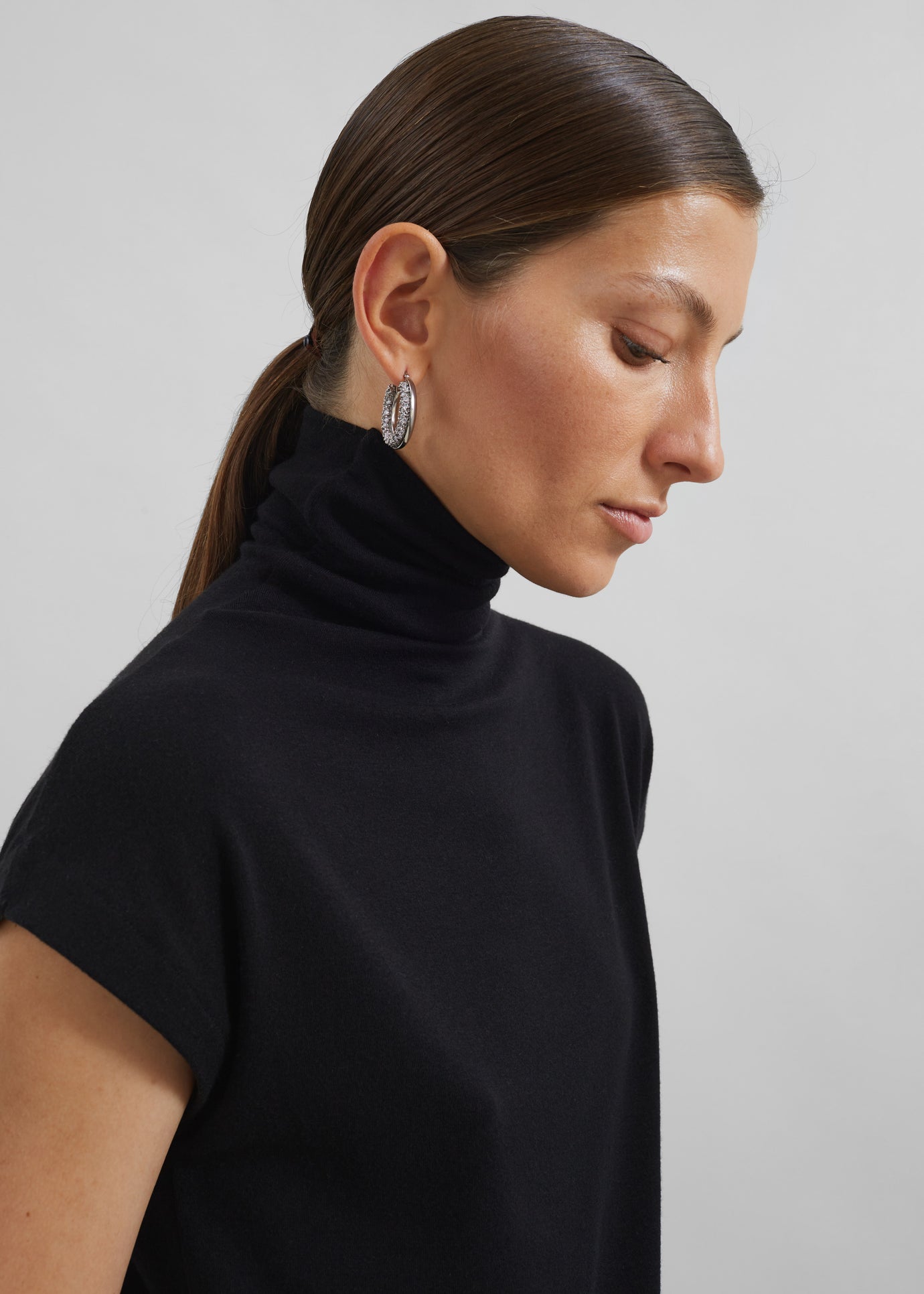 Nile Turtleneck Top - Black - 1