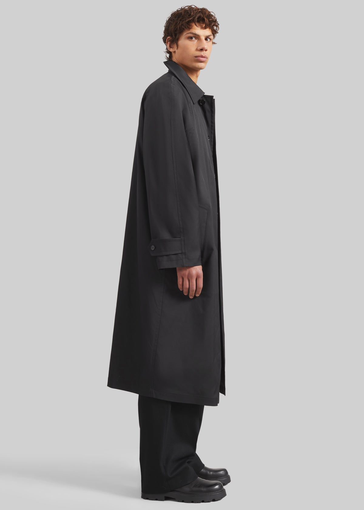 Nils Raglan Sleeve Trench Coat - Black - 6