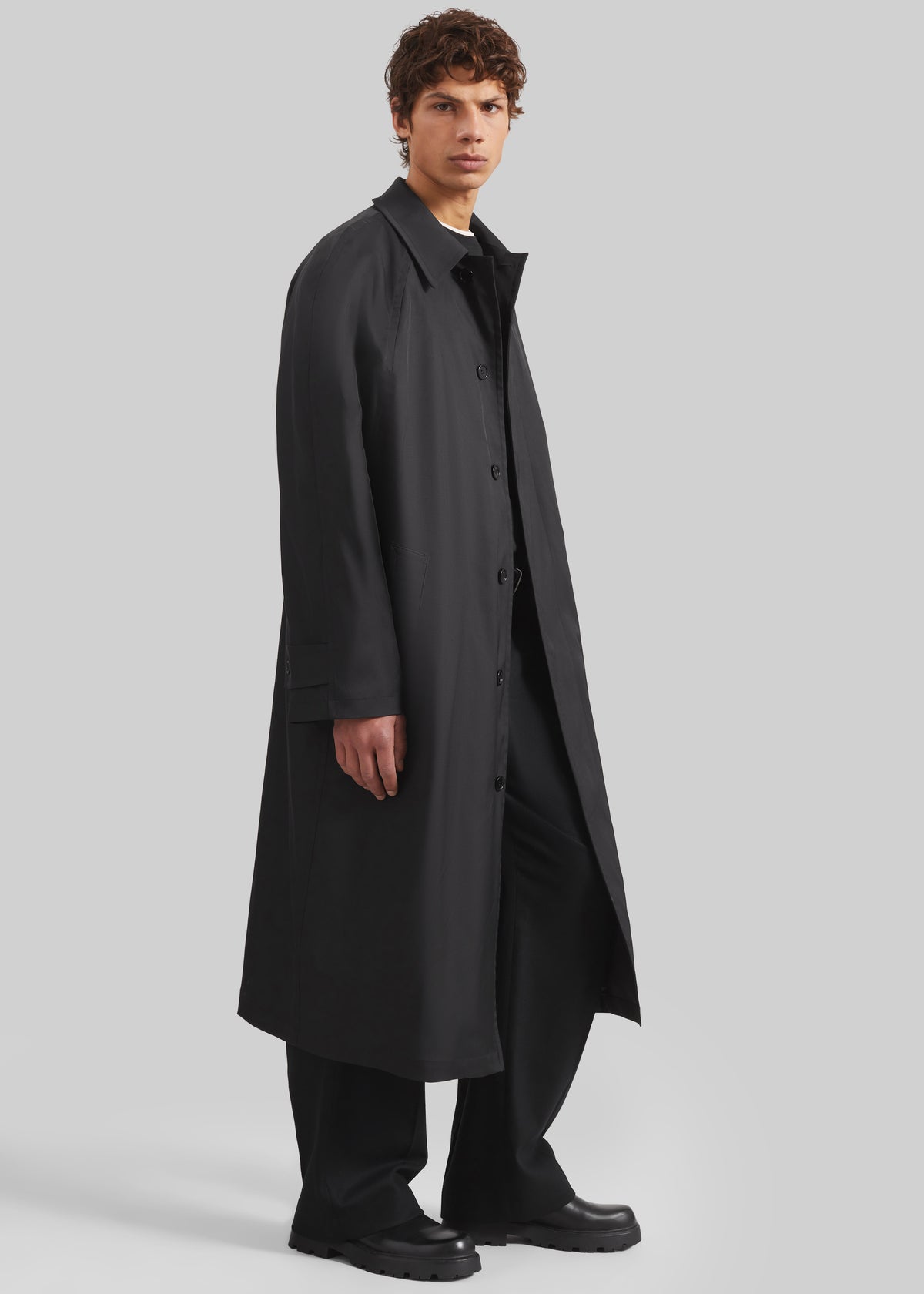 Nils Raglan Sleeve Trench Coat - Black - 4