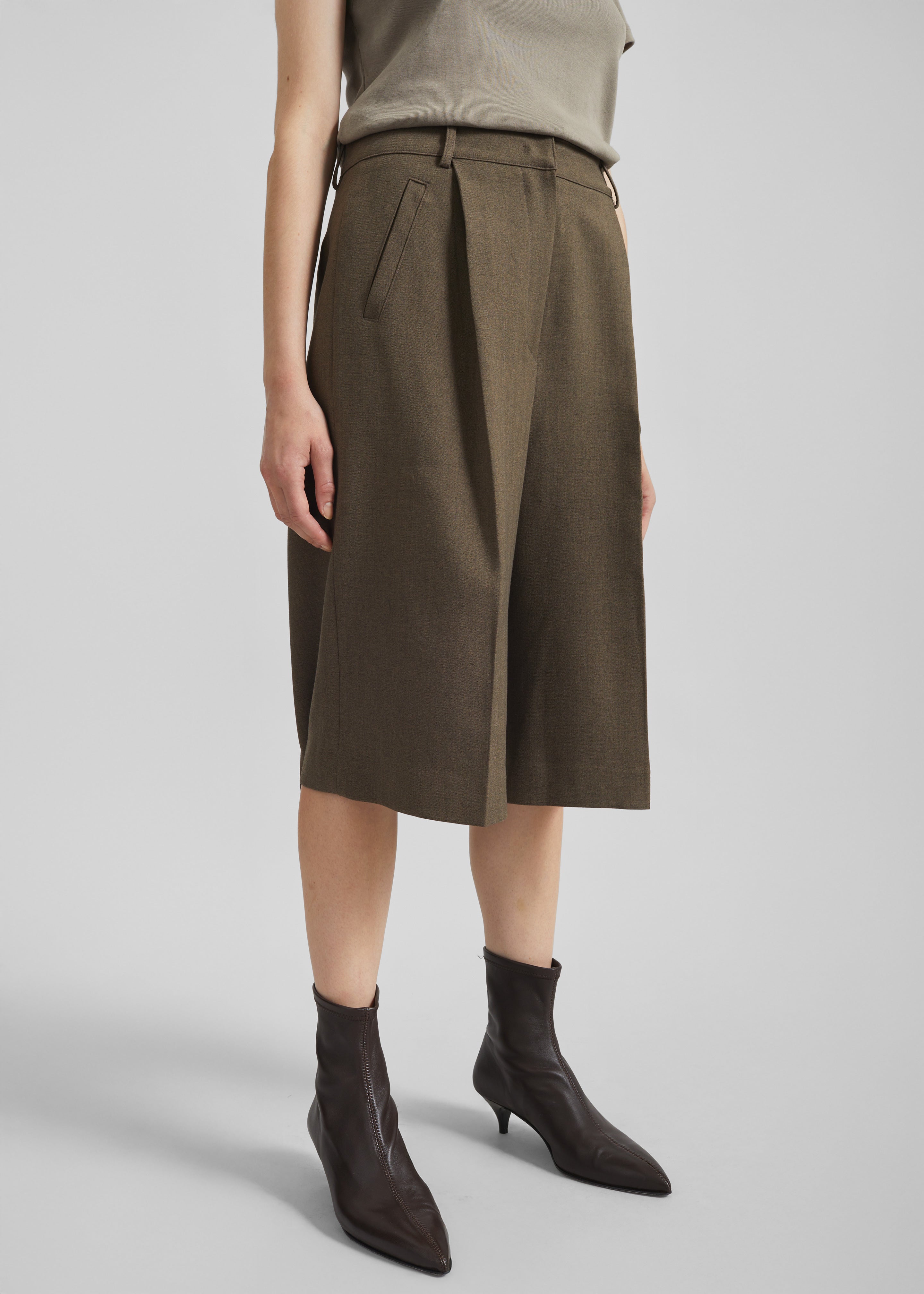Ninove Bermuda Shorts - Olive Brown - 5