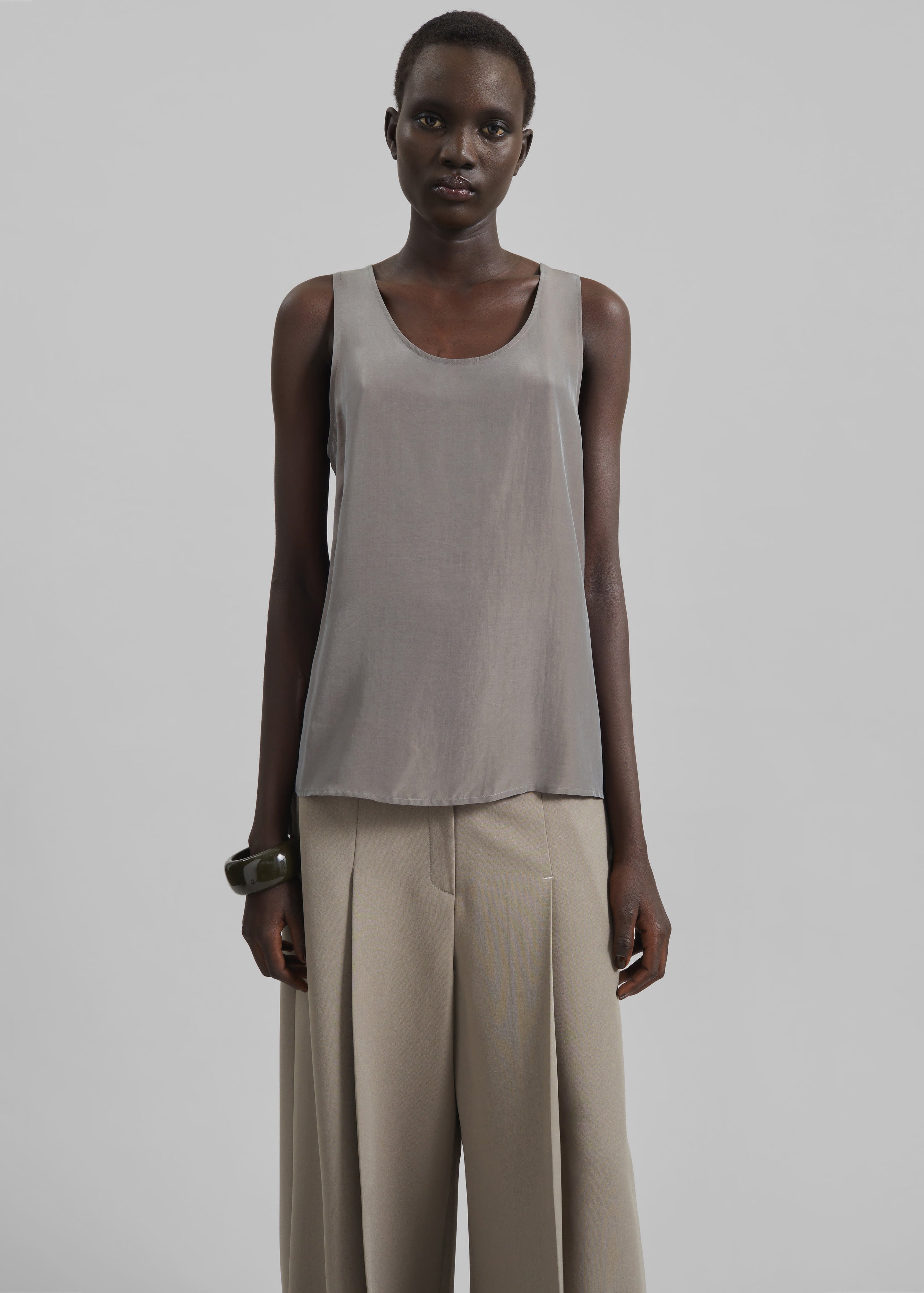 Nivee Lustrous Boxy Tank - Dark Taupe – The Frankie Shop