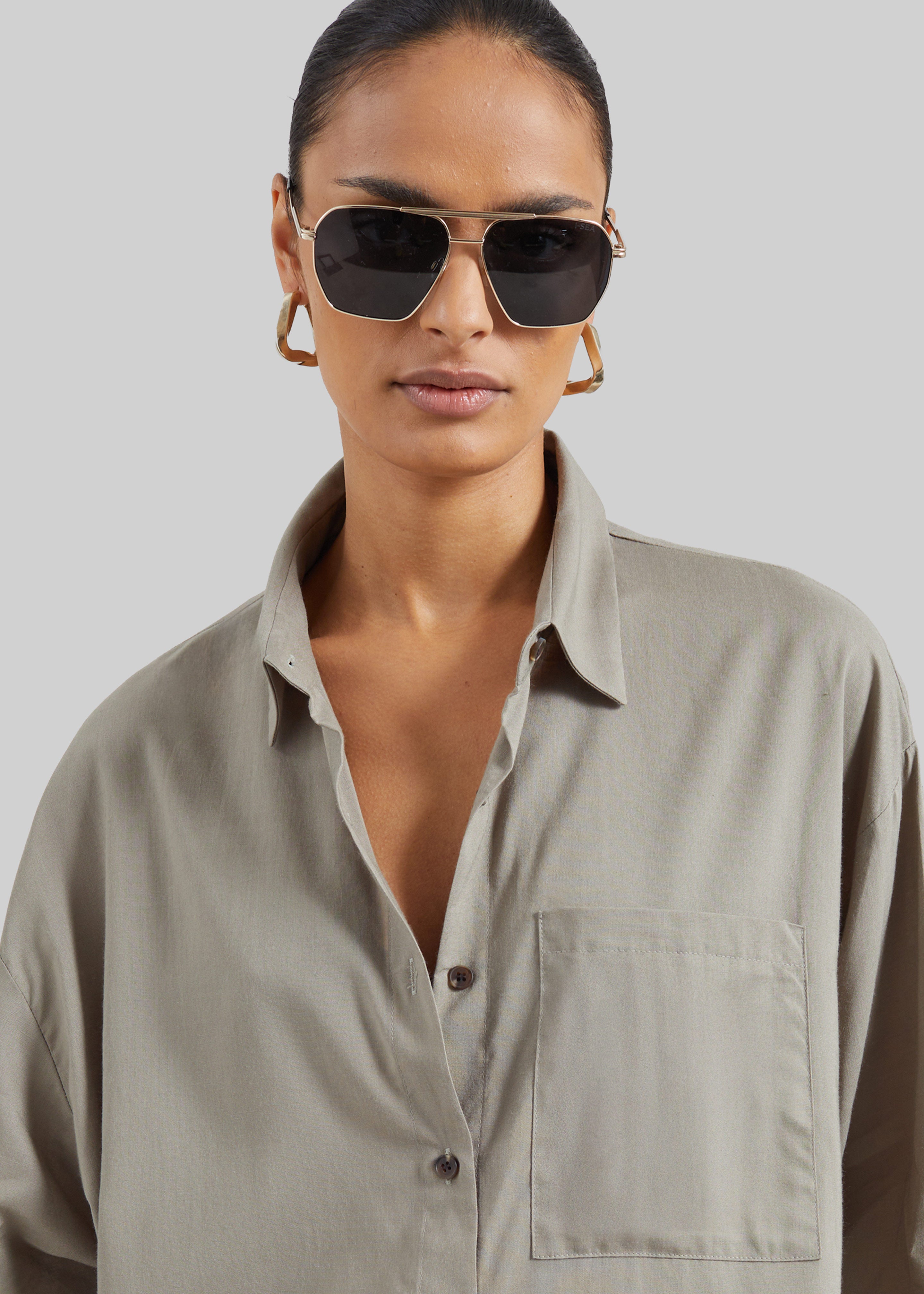Noja Fluid Shirt - Pale Olive - 3