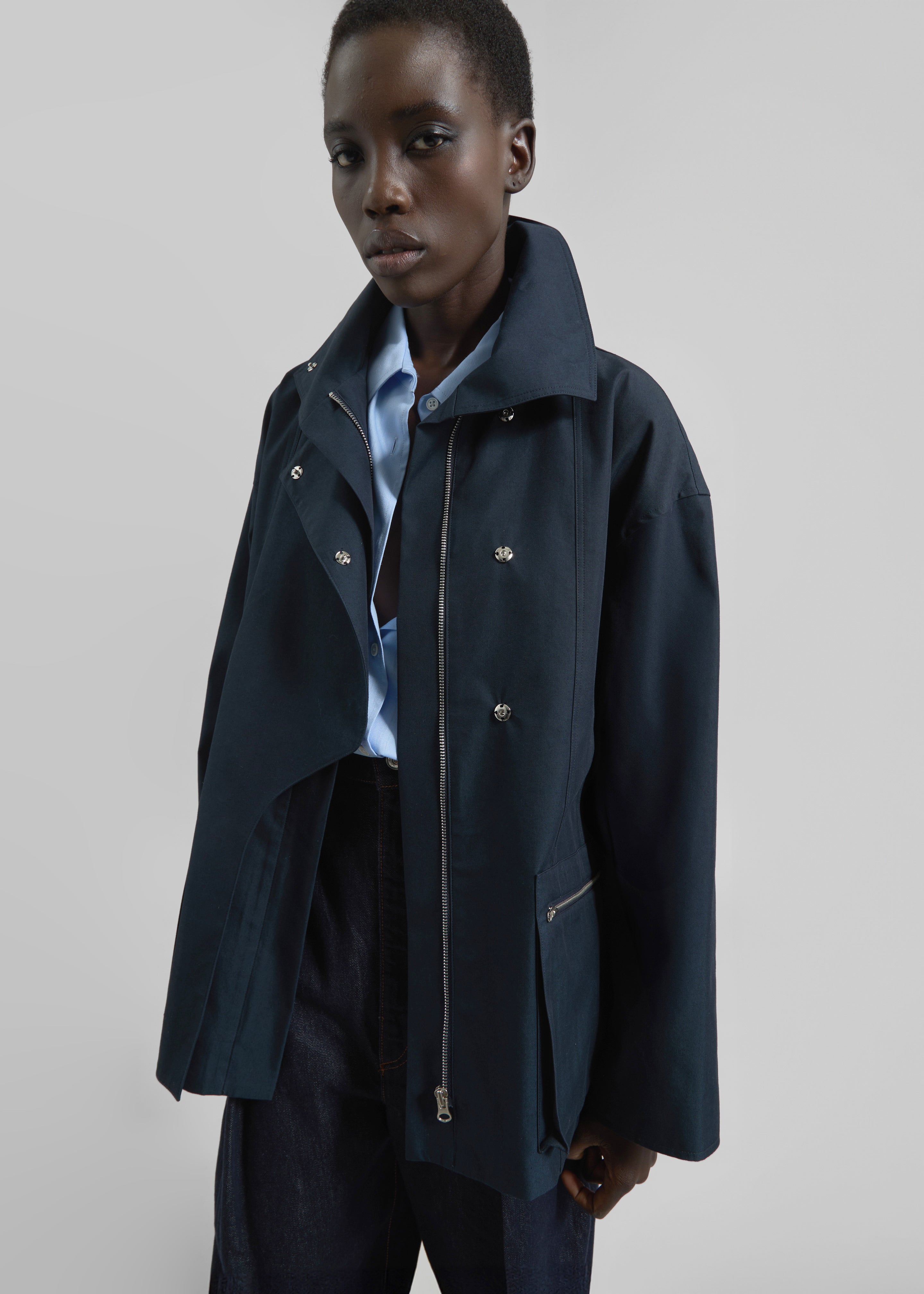 Norris Short Trench - Navy – The Frankie Shop