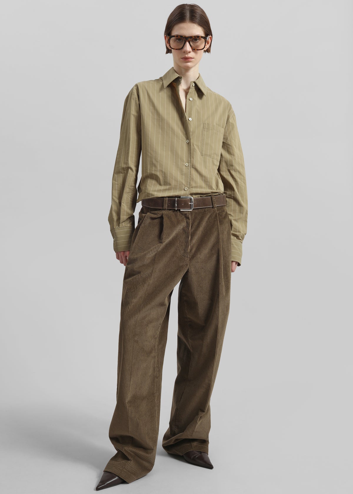 Norstrand Pleated Corduroy Trousers - Olive - 5