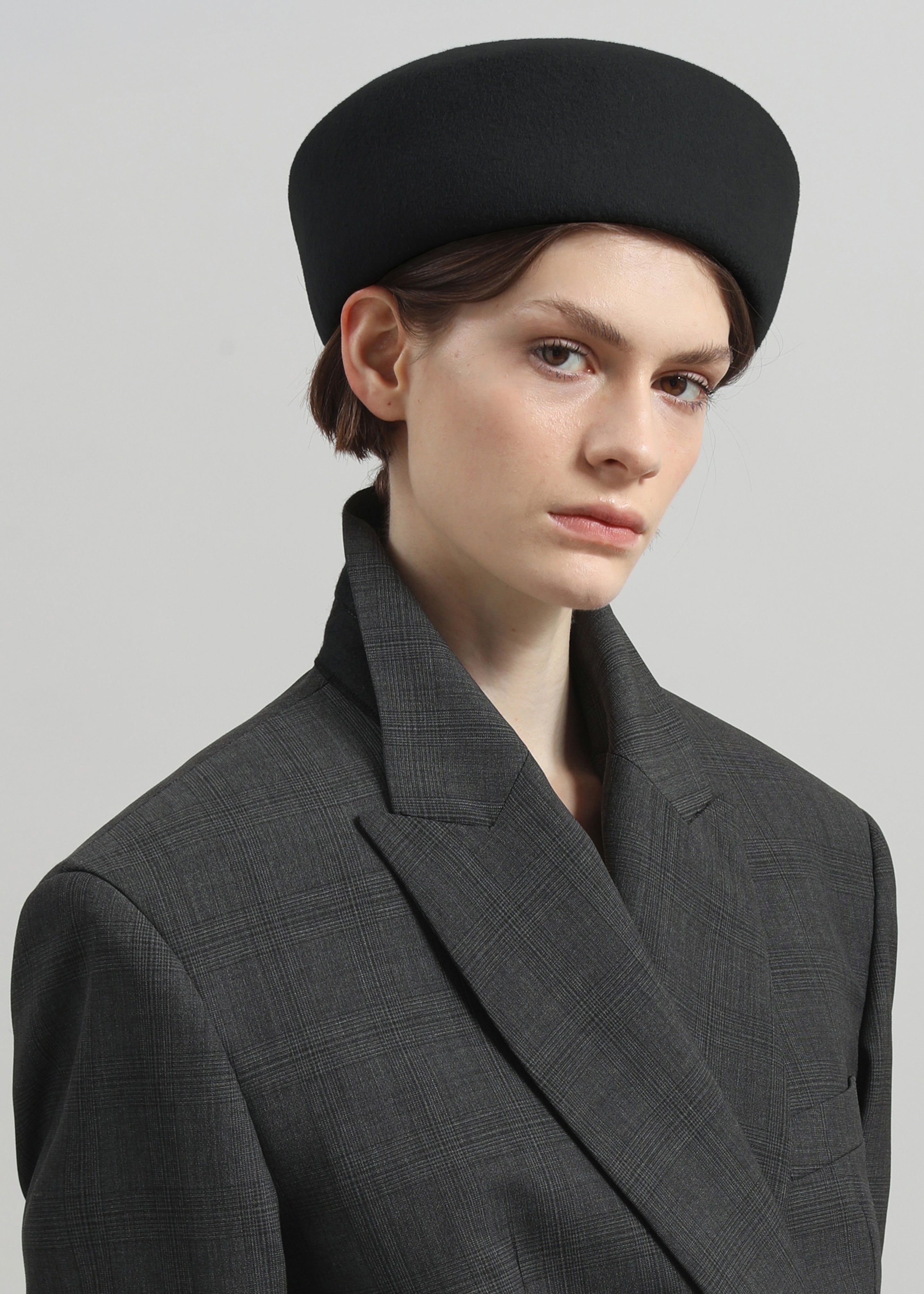 Noxley Pillbox Hat - Black – The Frankie Shop