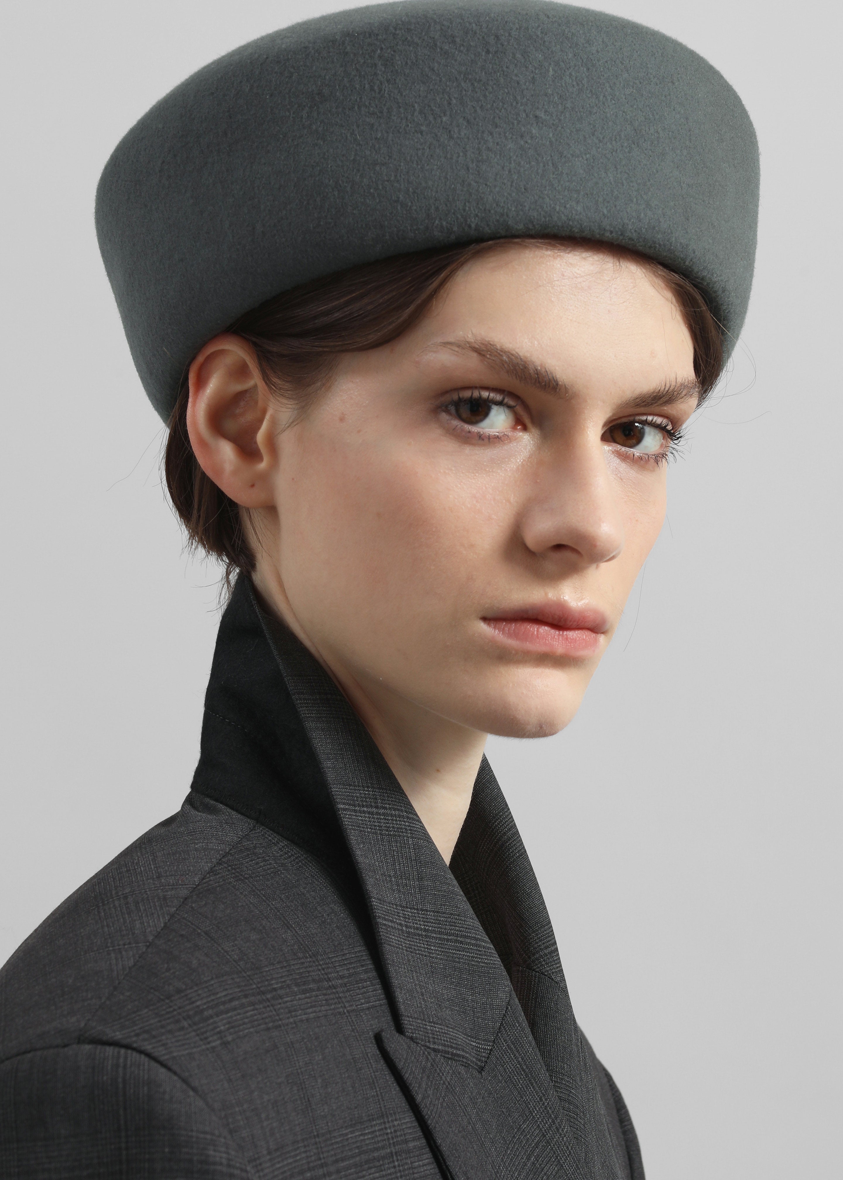 Noxley Pillbox Hat - Grey – The Frankie Shop