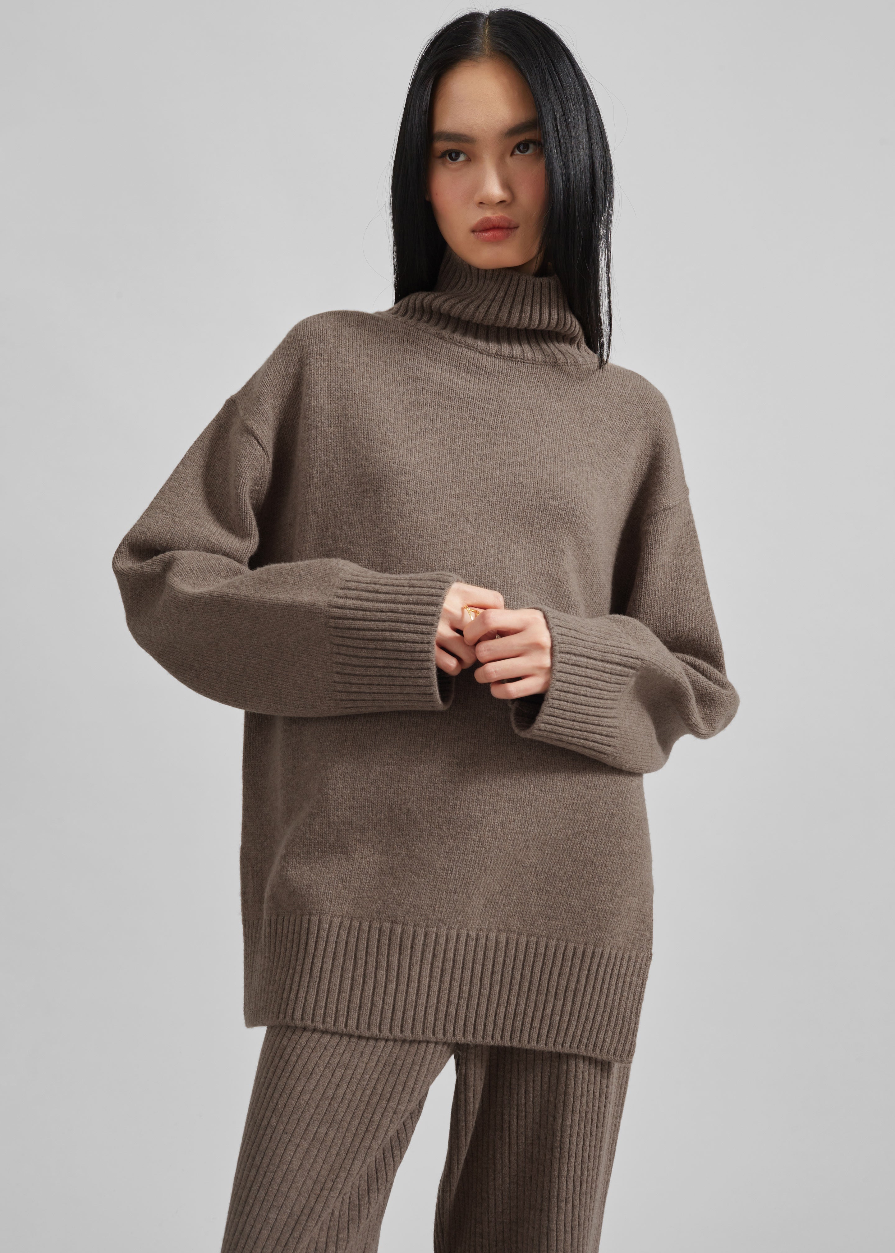 Odense Turtleneck Sweater - Brown - 4