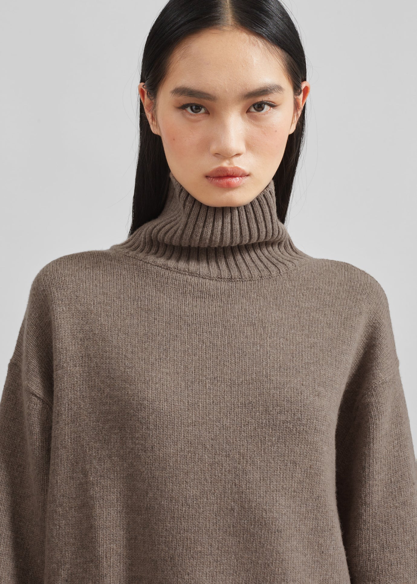 Odense Turtleneck Sweater - Brown - 1