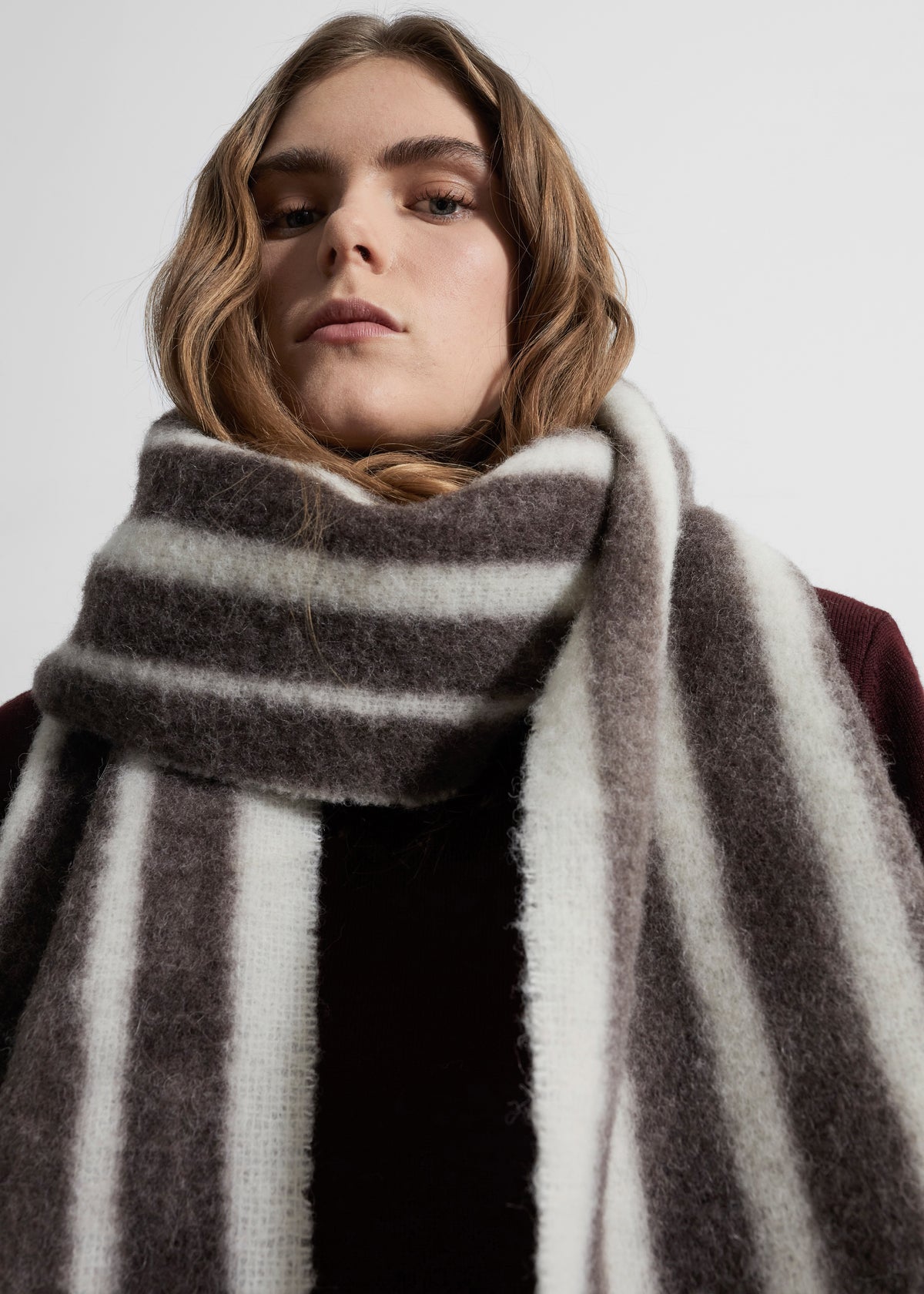 Olari Alpaca Blend Scarf - Brown/White Stripe - 4