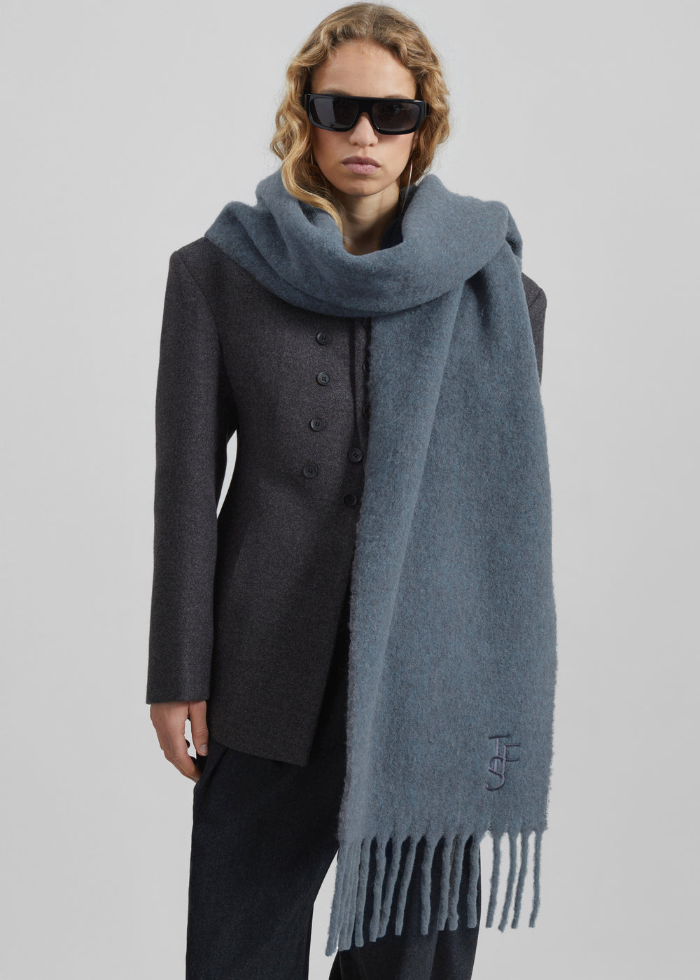Olari Alpaca Blend Scarf - Navy Melange – The Frankie Shop