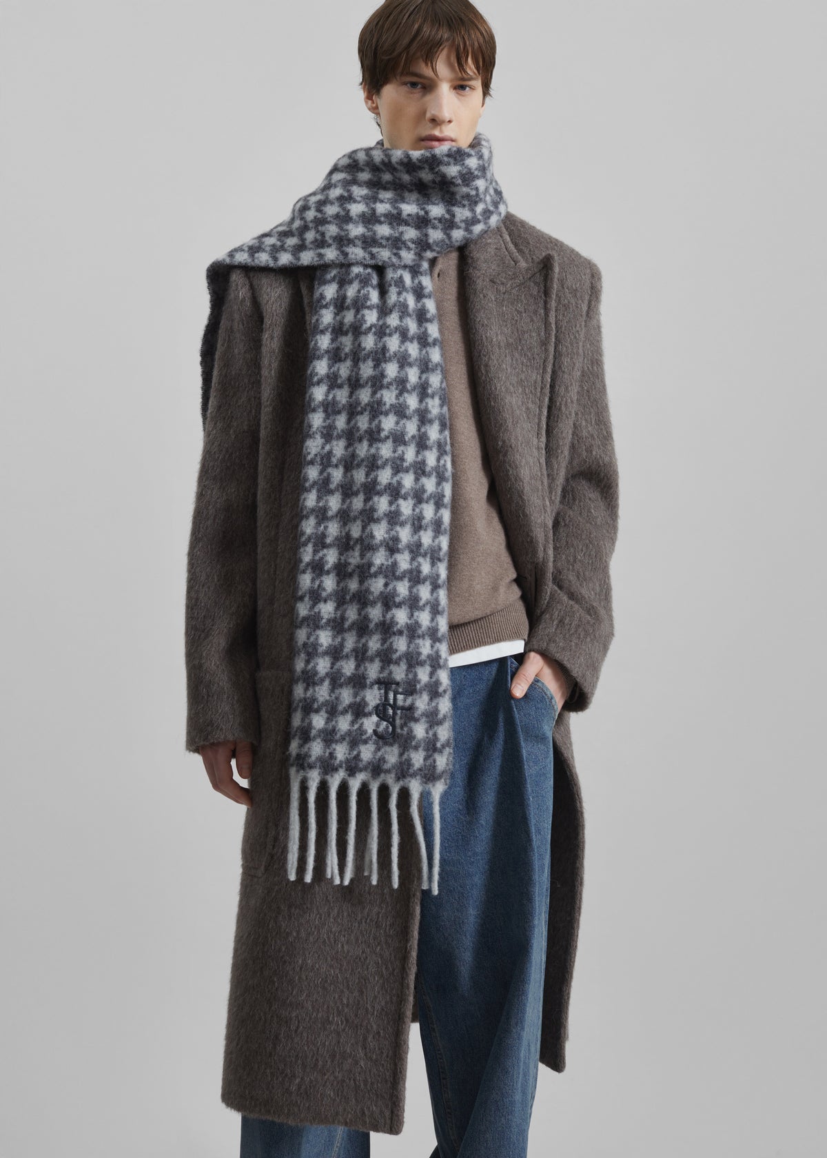 Olari Alpaca Blend Scarf - Grey Houndstooth Check - 6 - [gender-male]