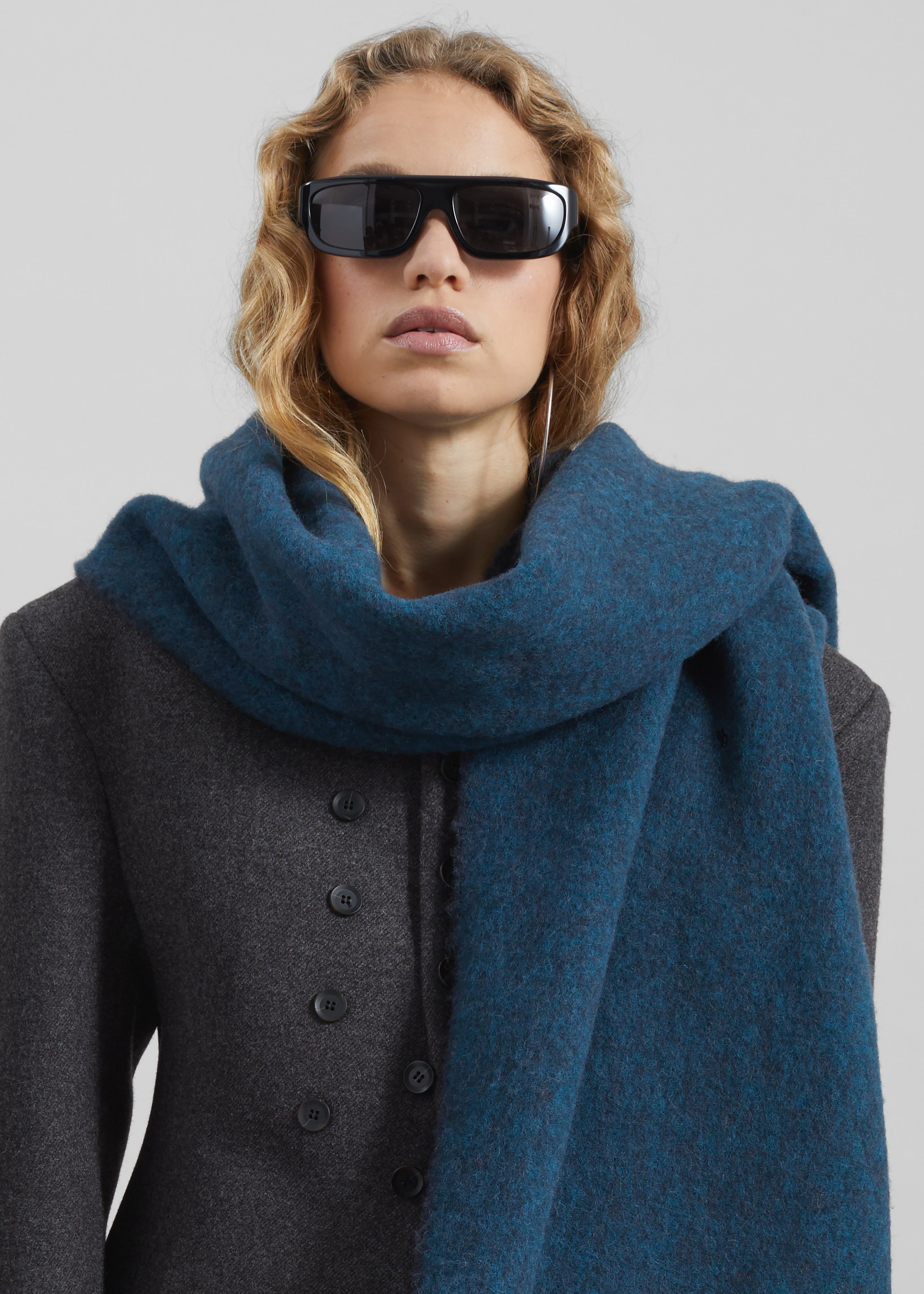 Olari Alpaca Blend Scarf - Navy Melange - 3