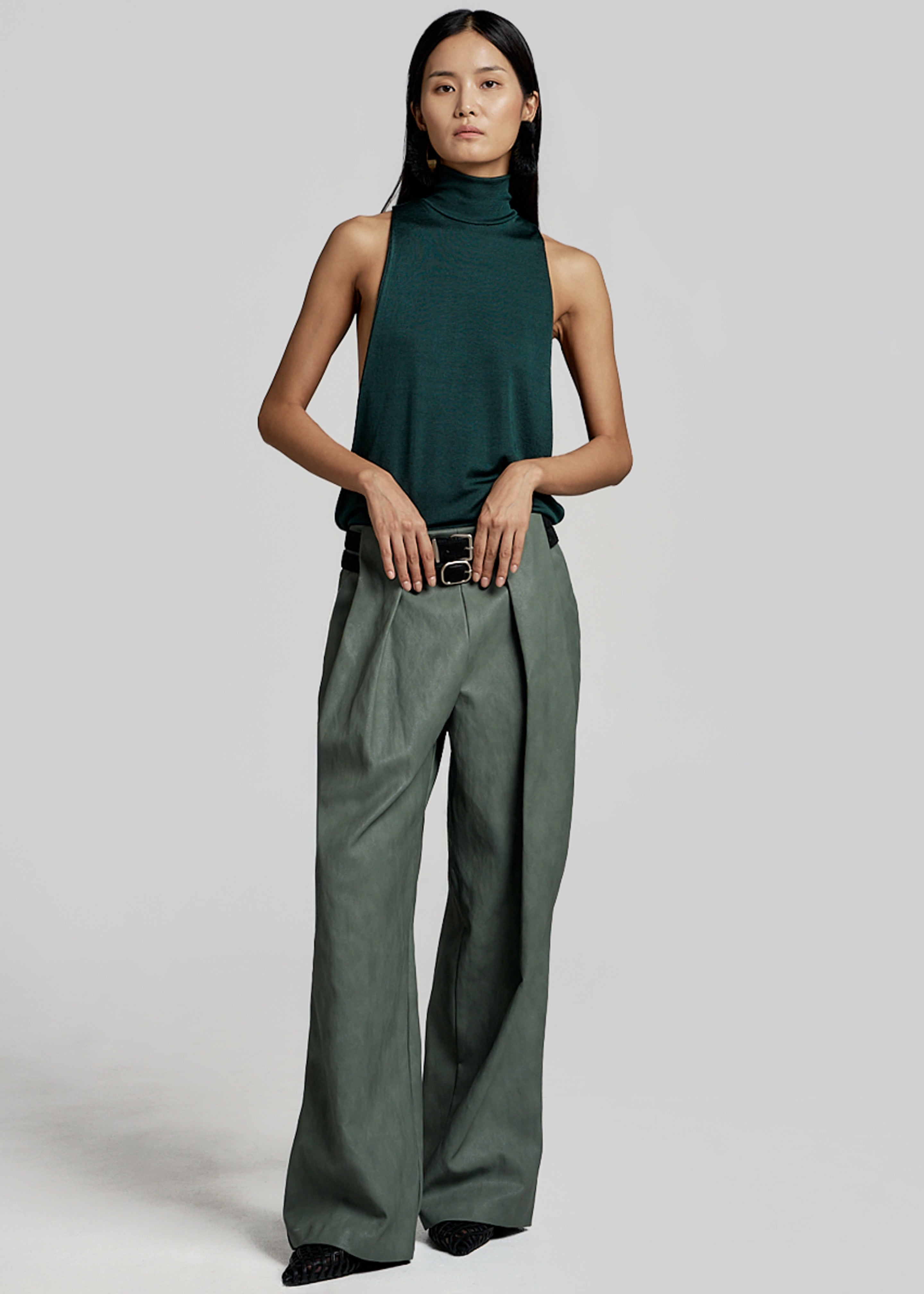 PEEL & LIFT レザー ポケット パンツ 32 Olivet Faux Leather Trousers - Moss Green – The Frankie Shop