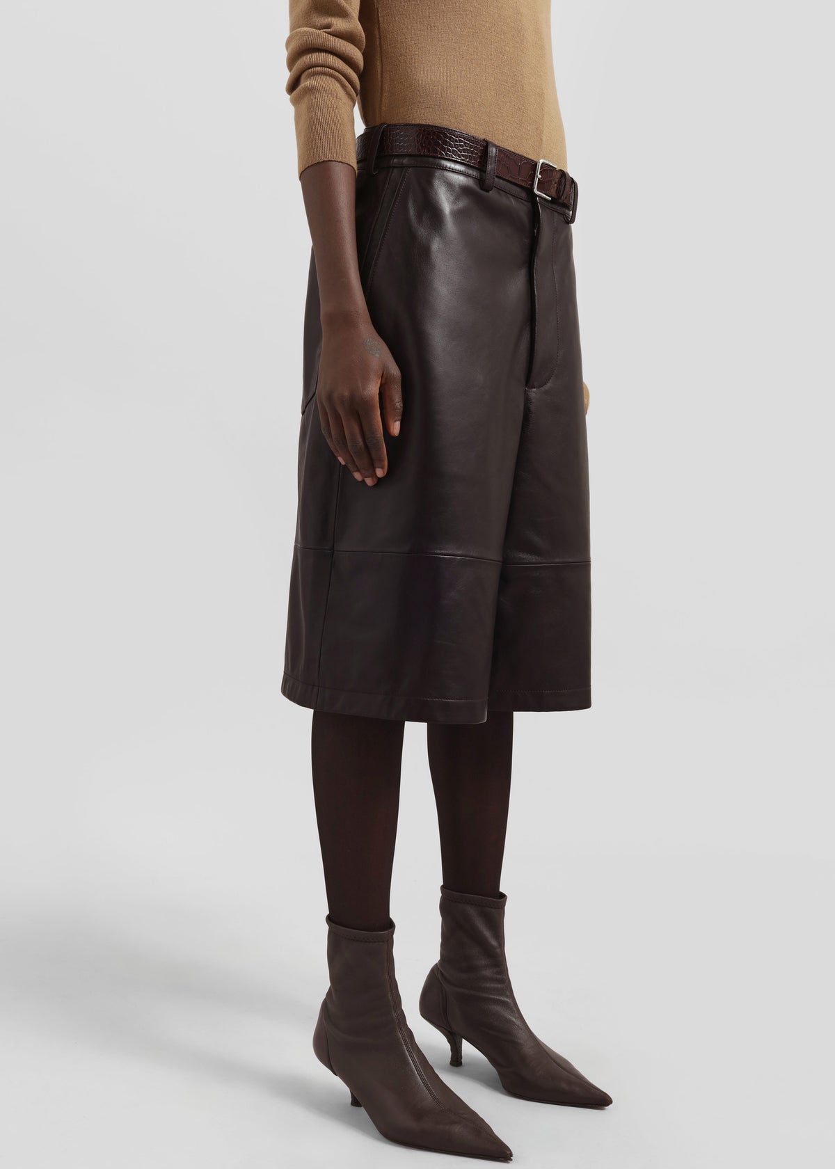 Olivia Leather Bermuda Shorts - Dark Brown - 6