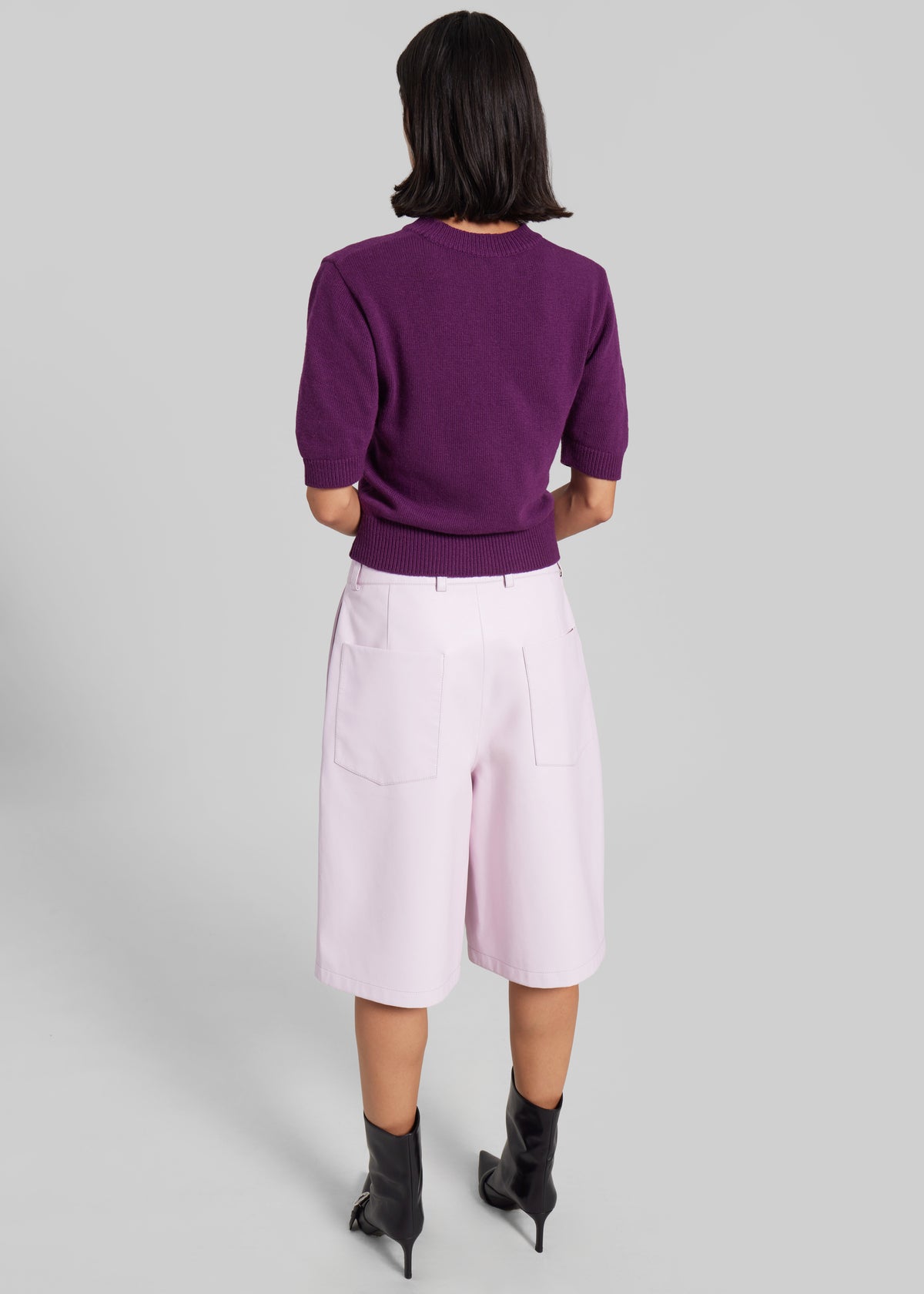 Olivia Leather Bermuda Shorts - Faded Pink - 7