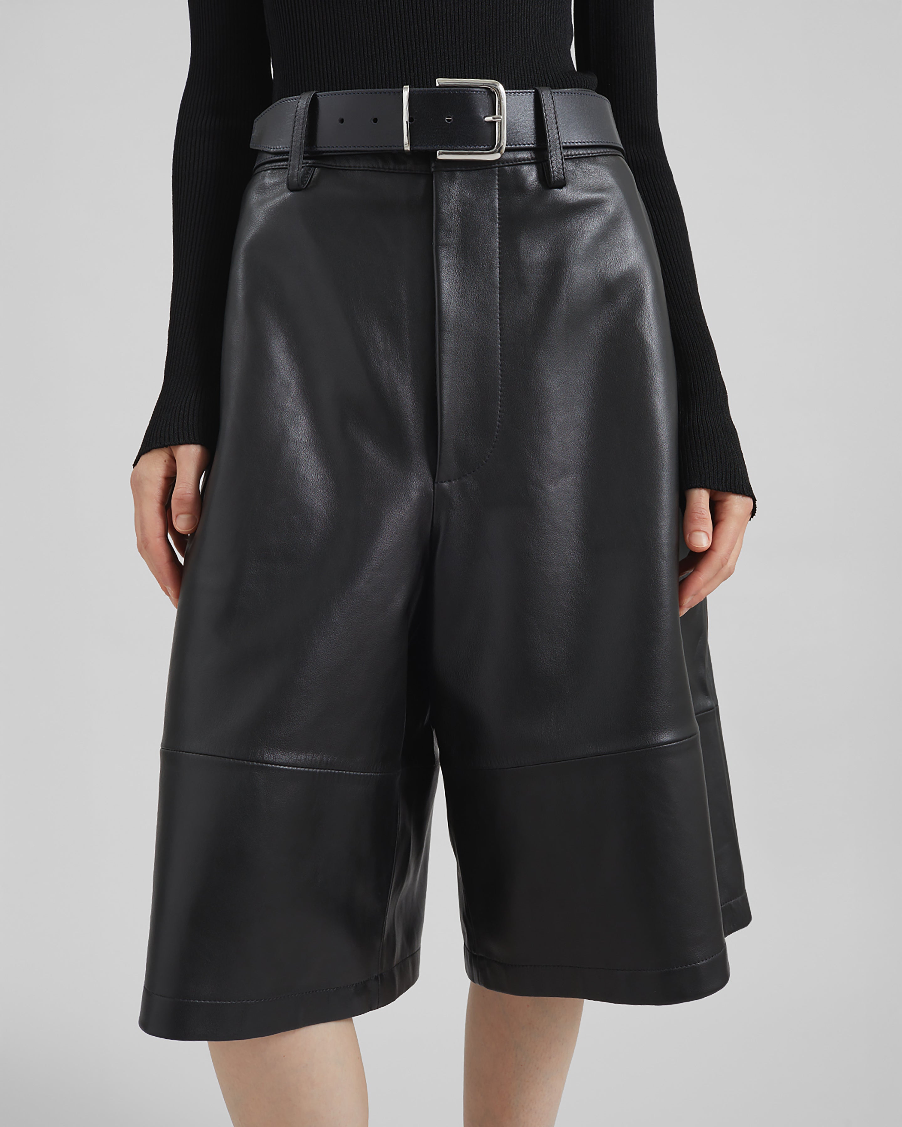 Olivia Leather Bermuda Shorts - Black - 2
