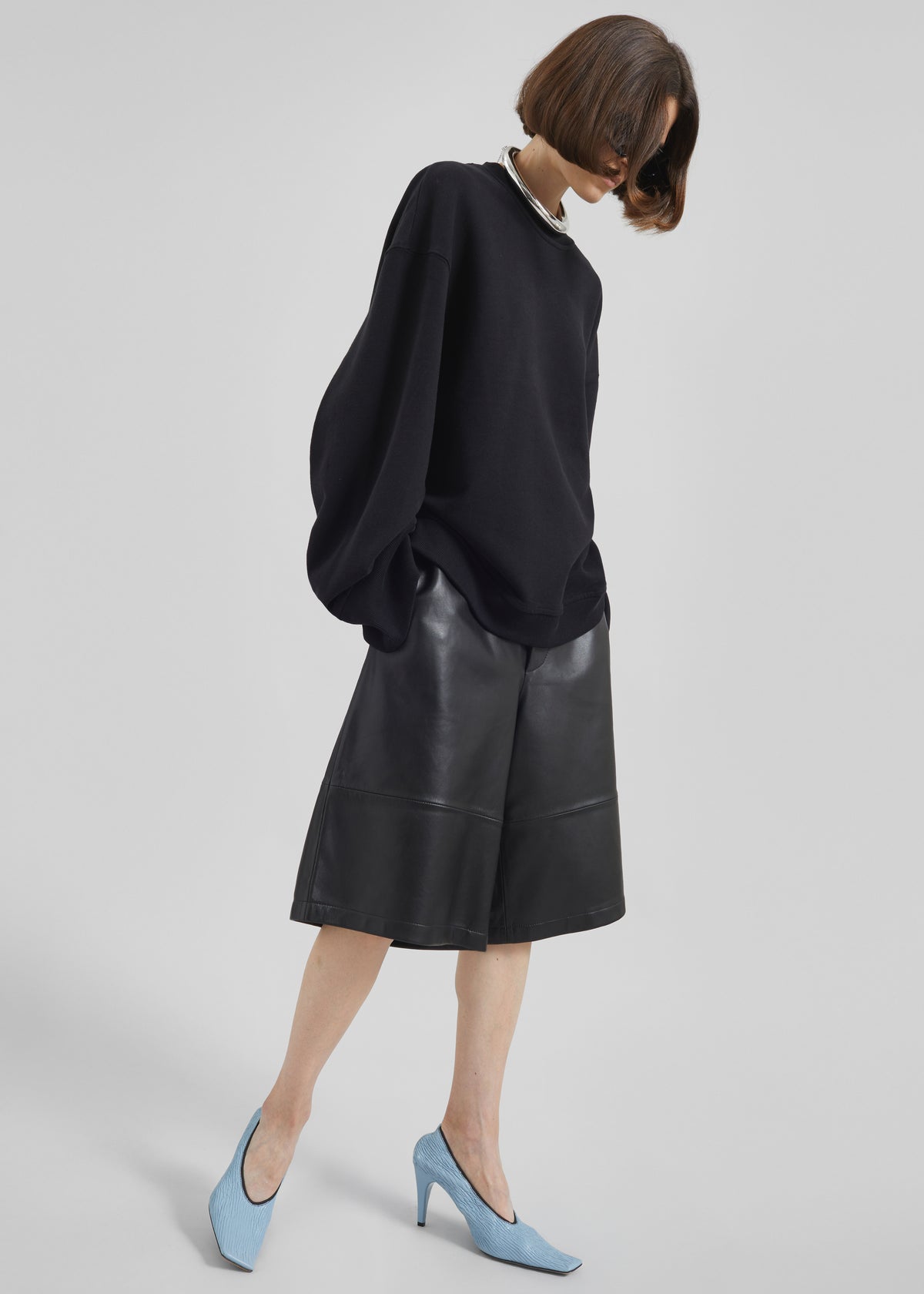 Olivia Leather Bermuda Shorts - Black - 8