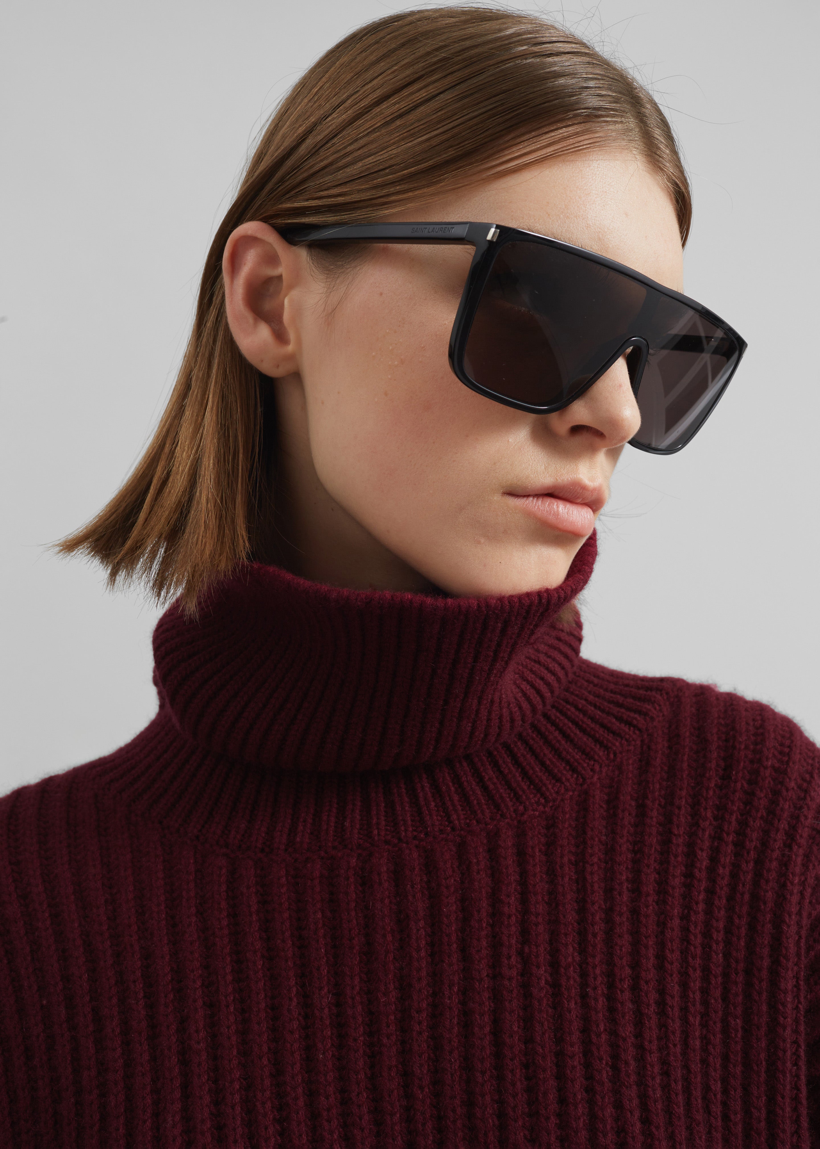 Olney Oversized Wool Turtleneck - Burgundy - 8