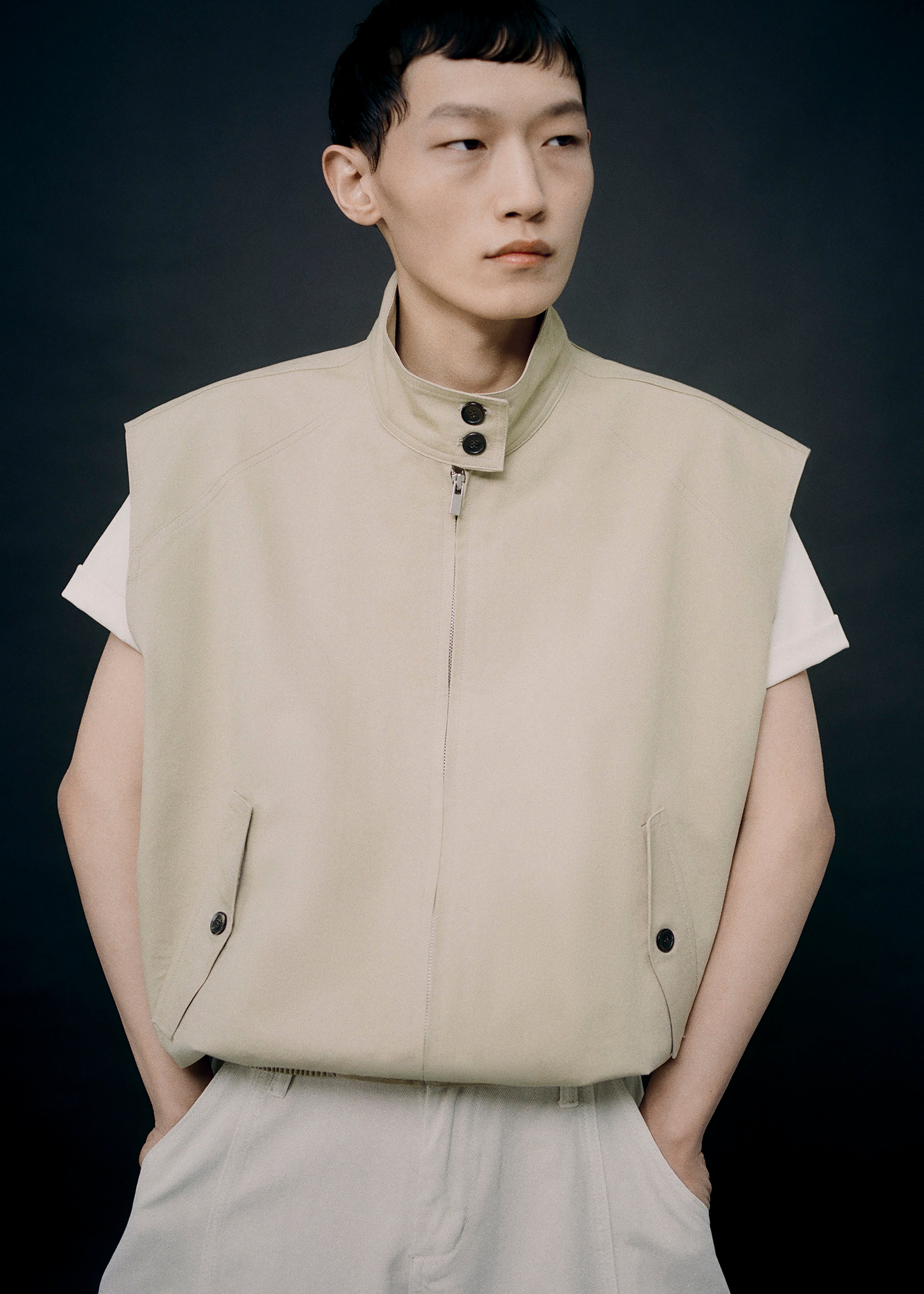 Oltrano Sleeveless Jacket - Beige - 7