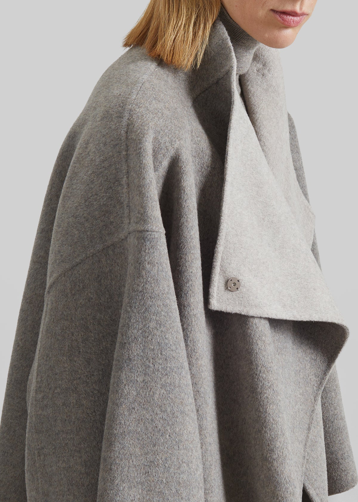 Onelle Wool Reversible Short Coat - Beige - 5