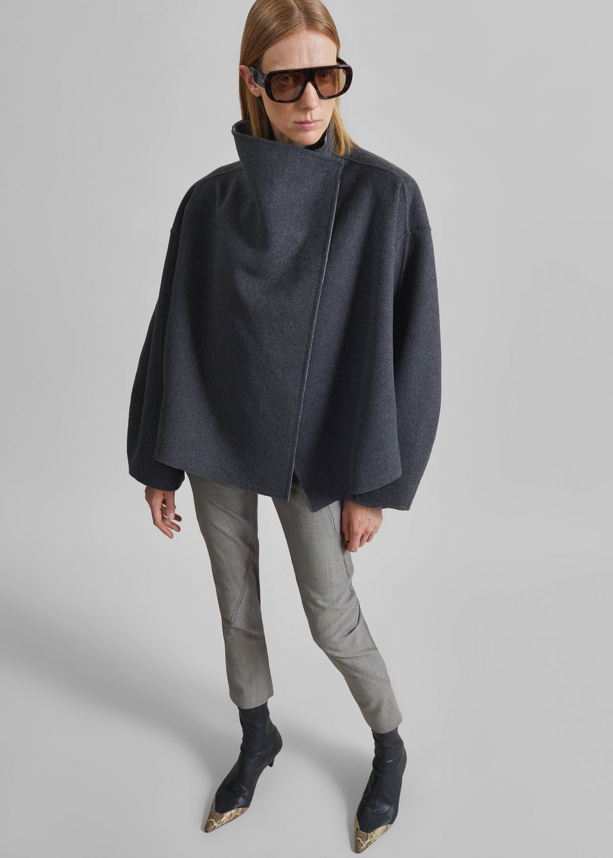 Onelle Wool Reversible Short Coat - Grey - 5
