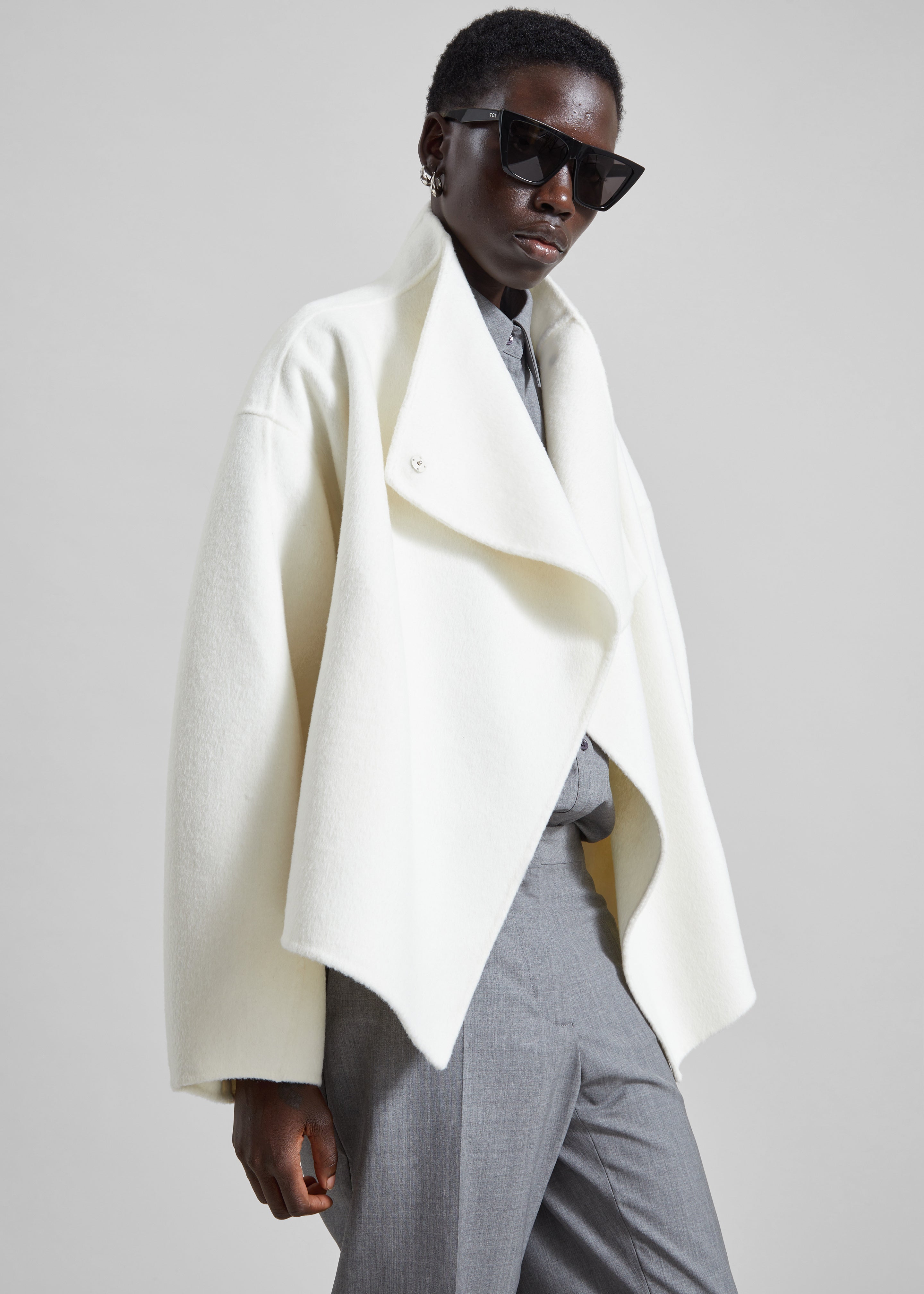 Onelle Wool Short Coat - White - 3