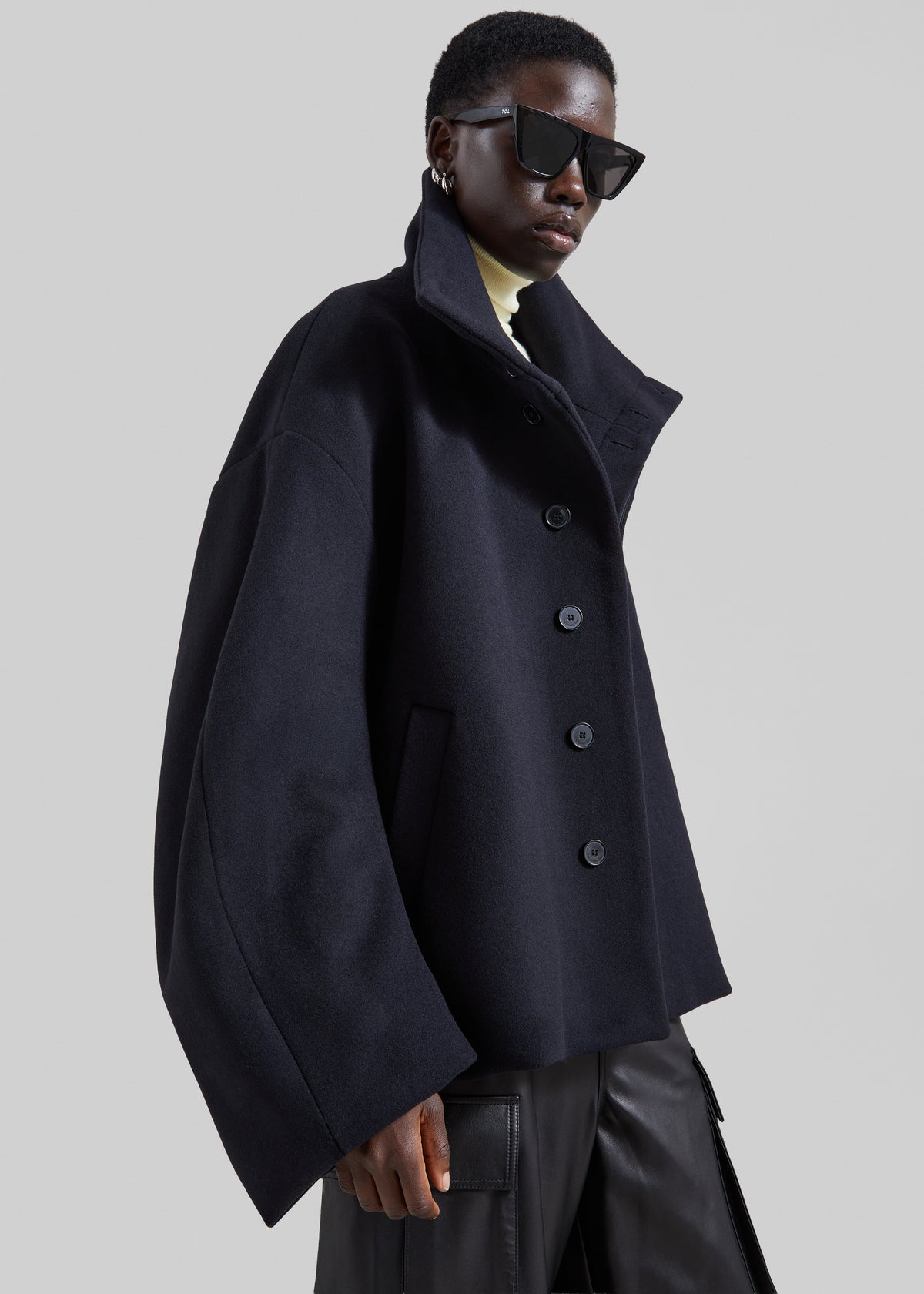 Onna Wool Short Coat - Navy