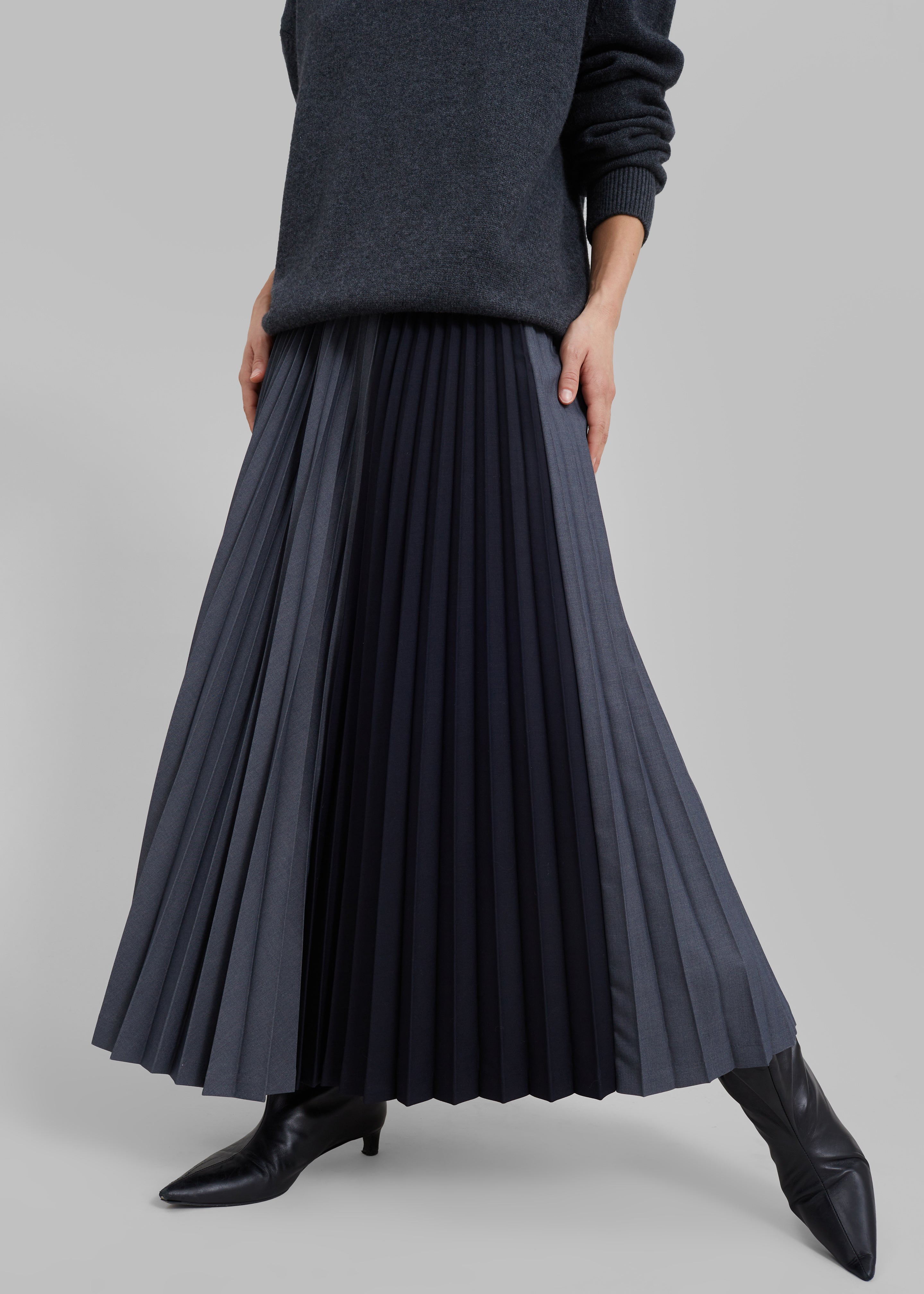Orem Pleated Skirt - Charcoal - 2