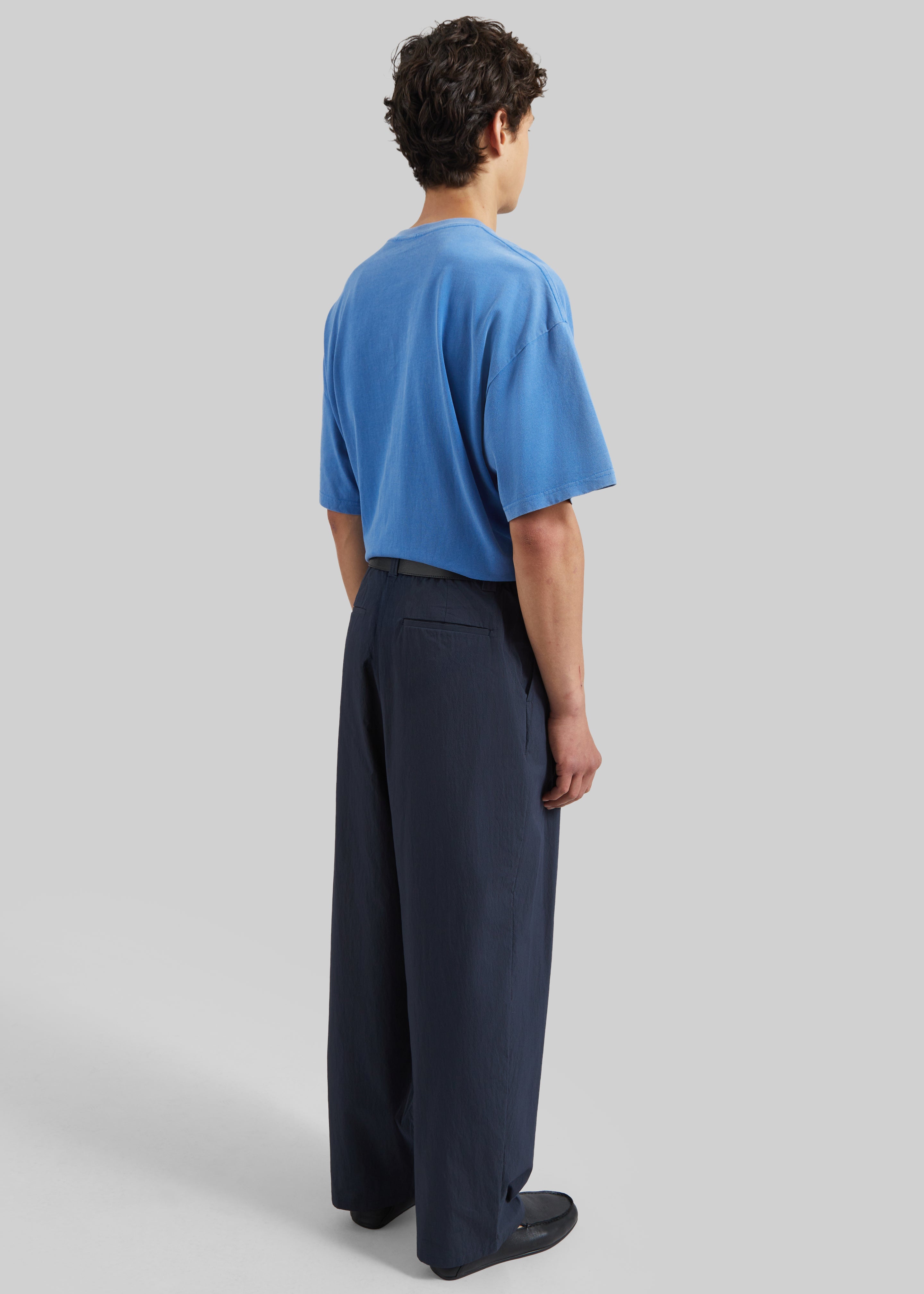 Osaka Pleated Pants - Navy – The Frankie Shop