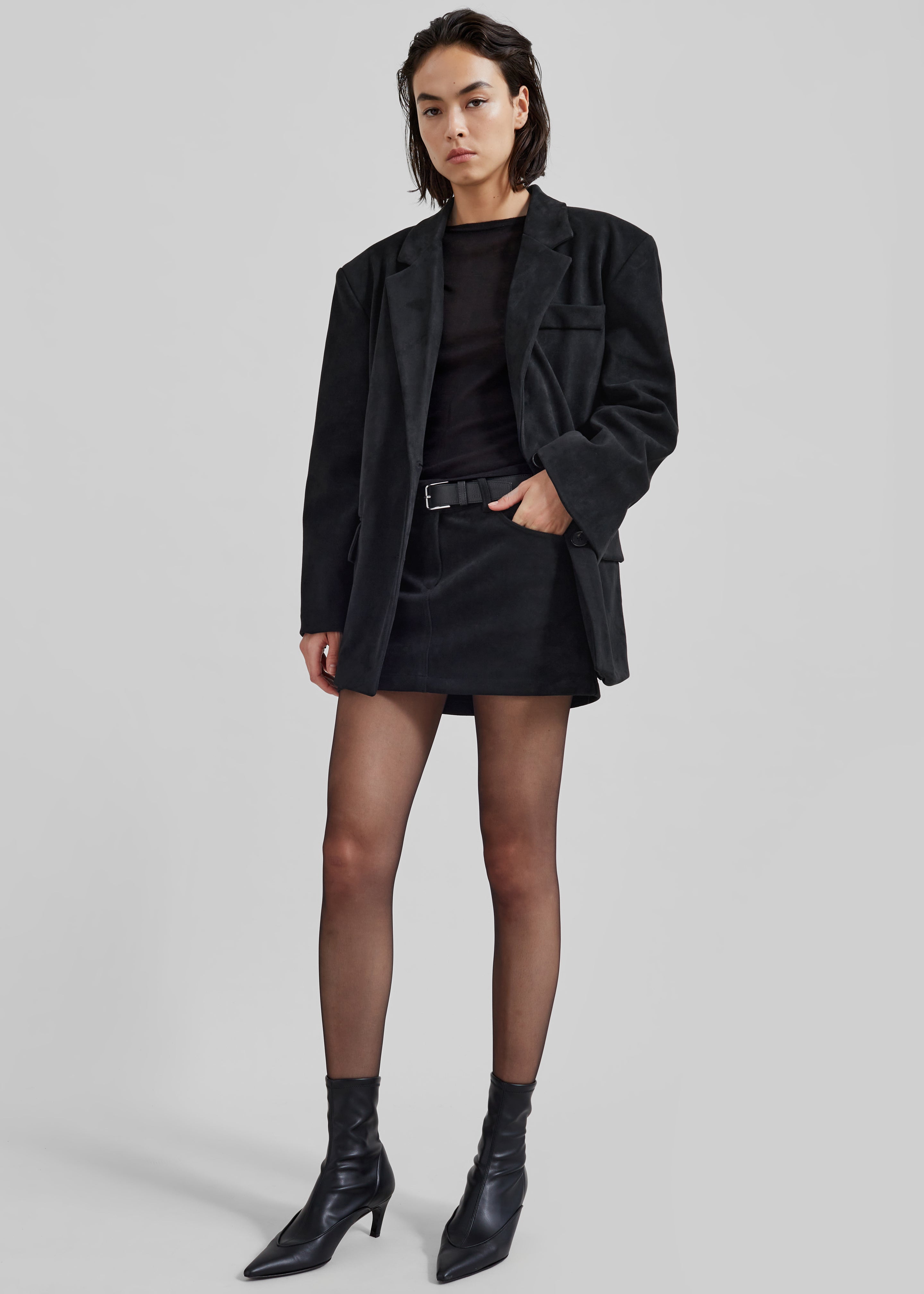 Peoria Faux Suede Blazer - Black – The Frankie Shop