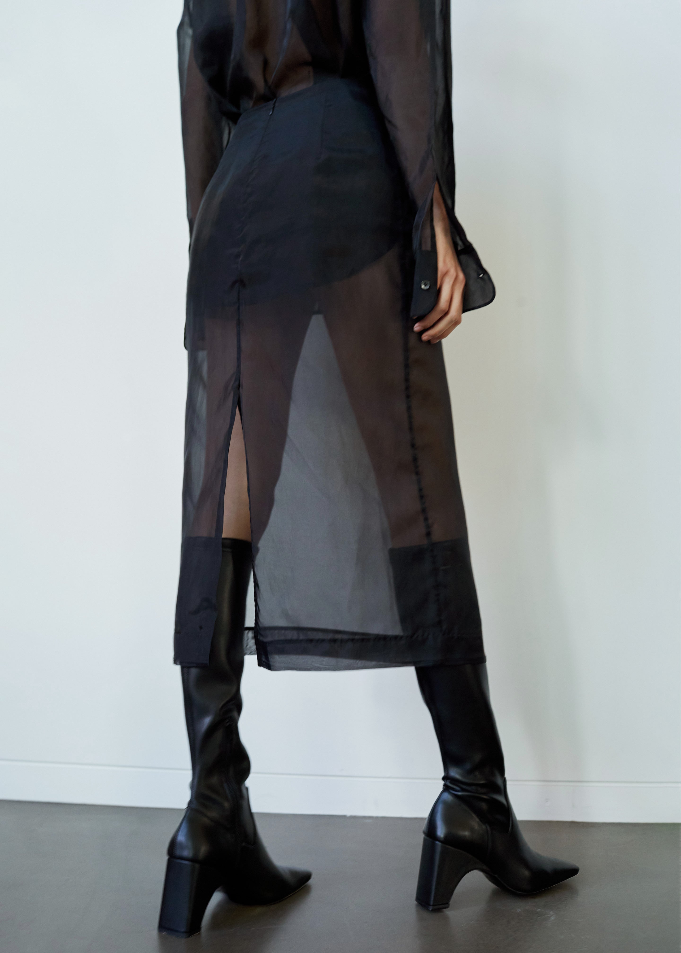 Peri Sheer Midi Skirt - Black – The Frankie Shop