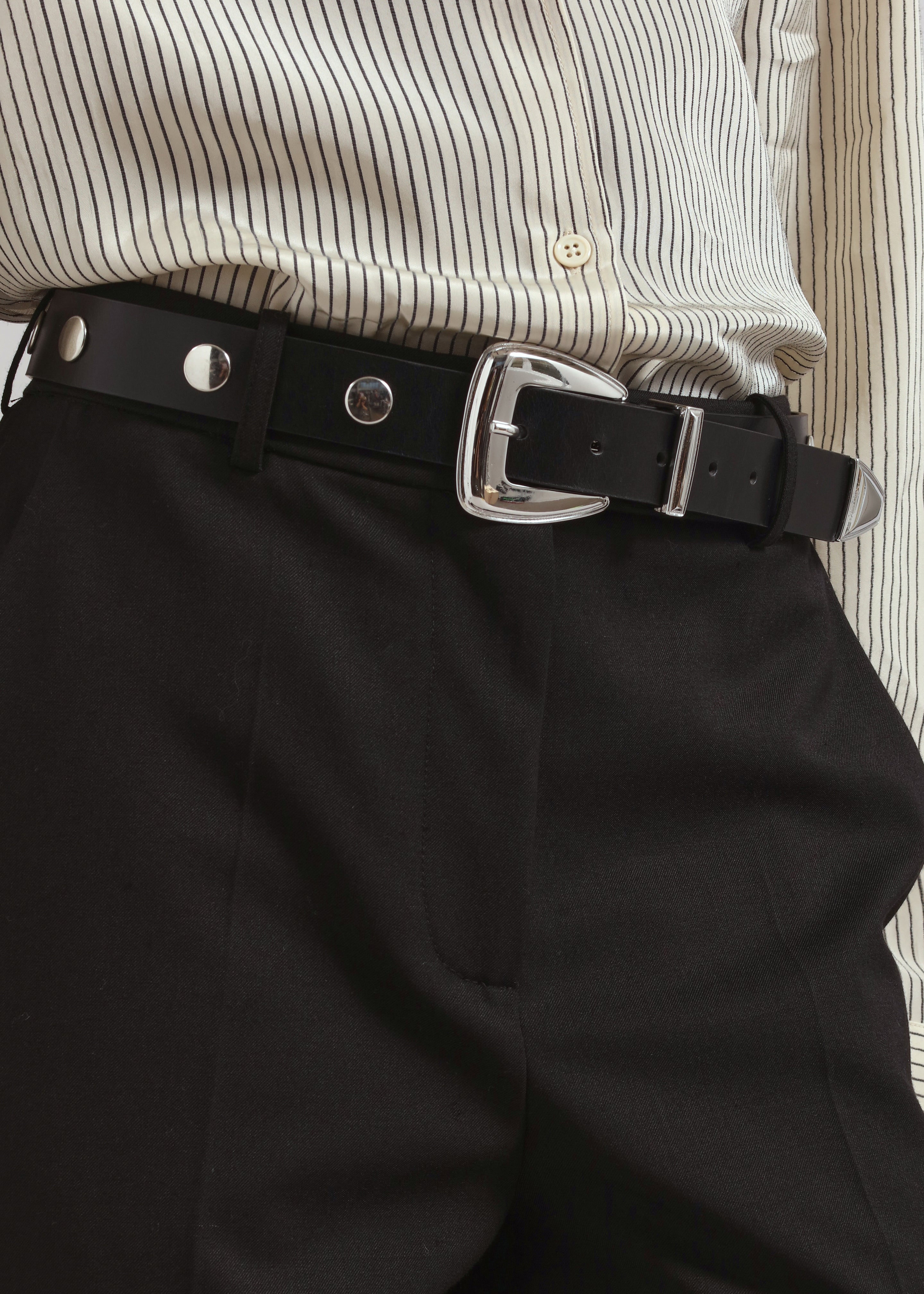 Perth Studded Leather Belt - Black/Silver - 2