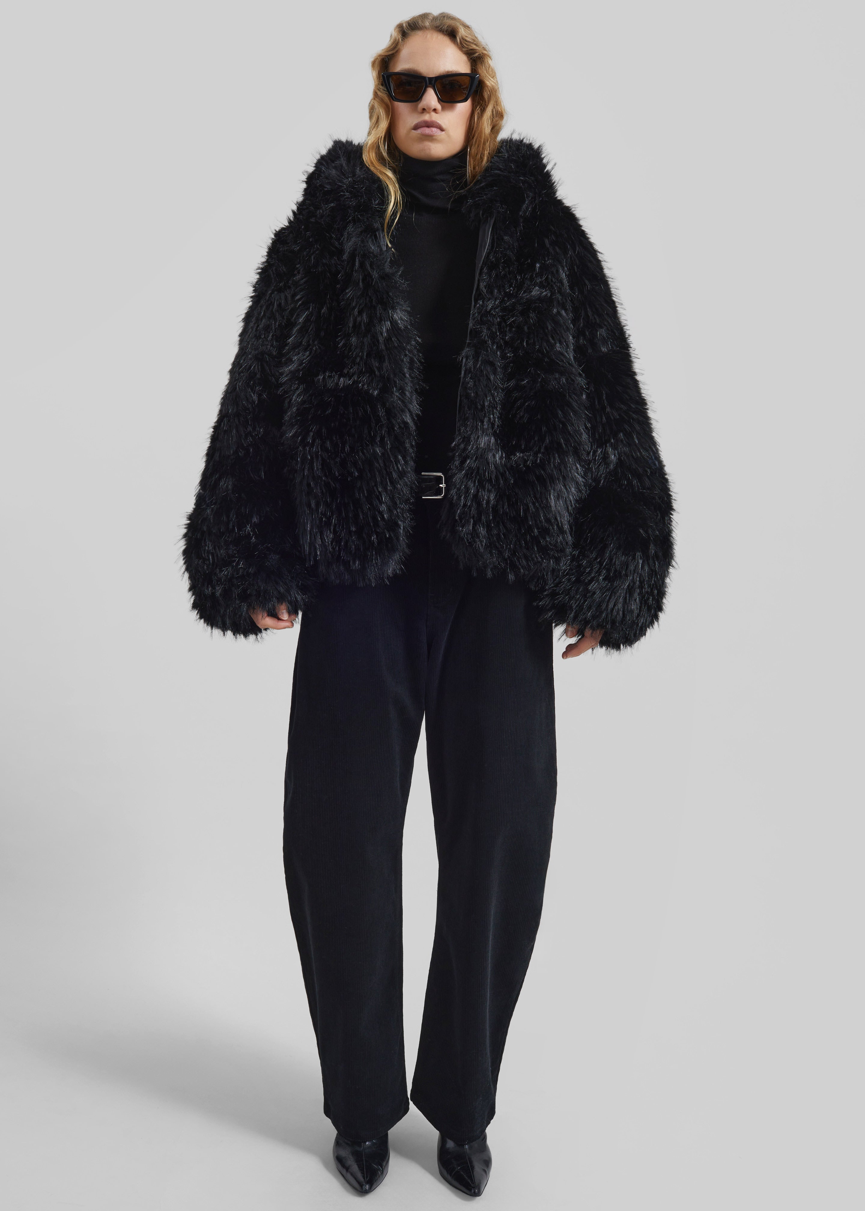 Pieces Uniques Le Sailor Faux Fur Sweatshirt - Black - 4