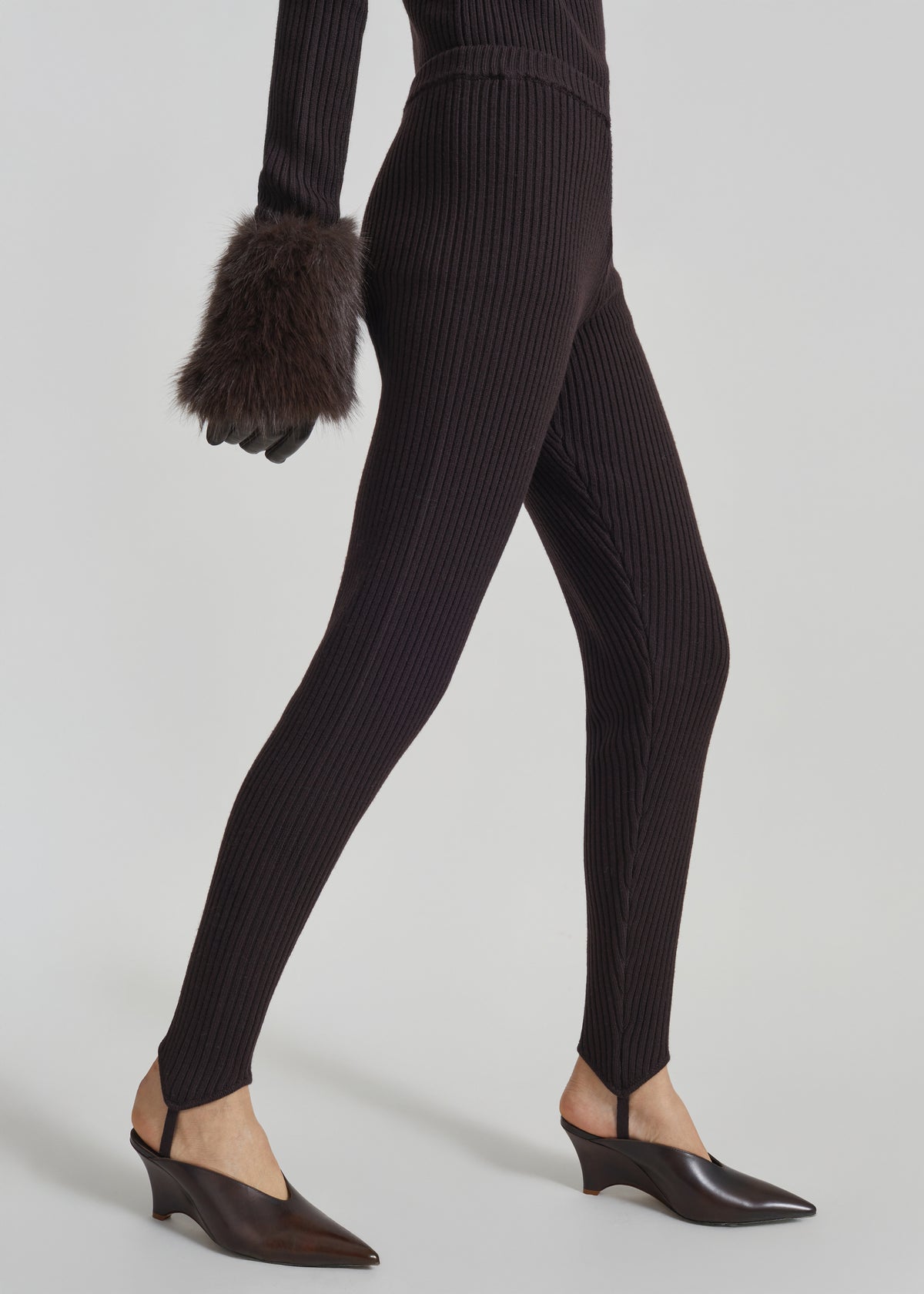Piuma Knit Stirrup Leggings - Brown - 6