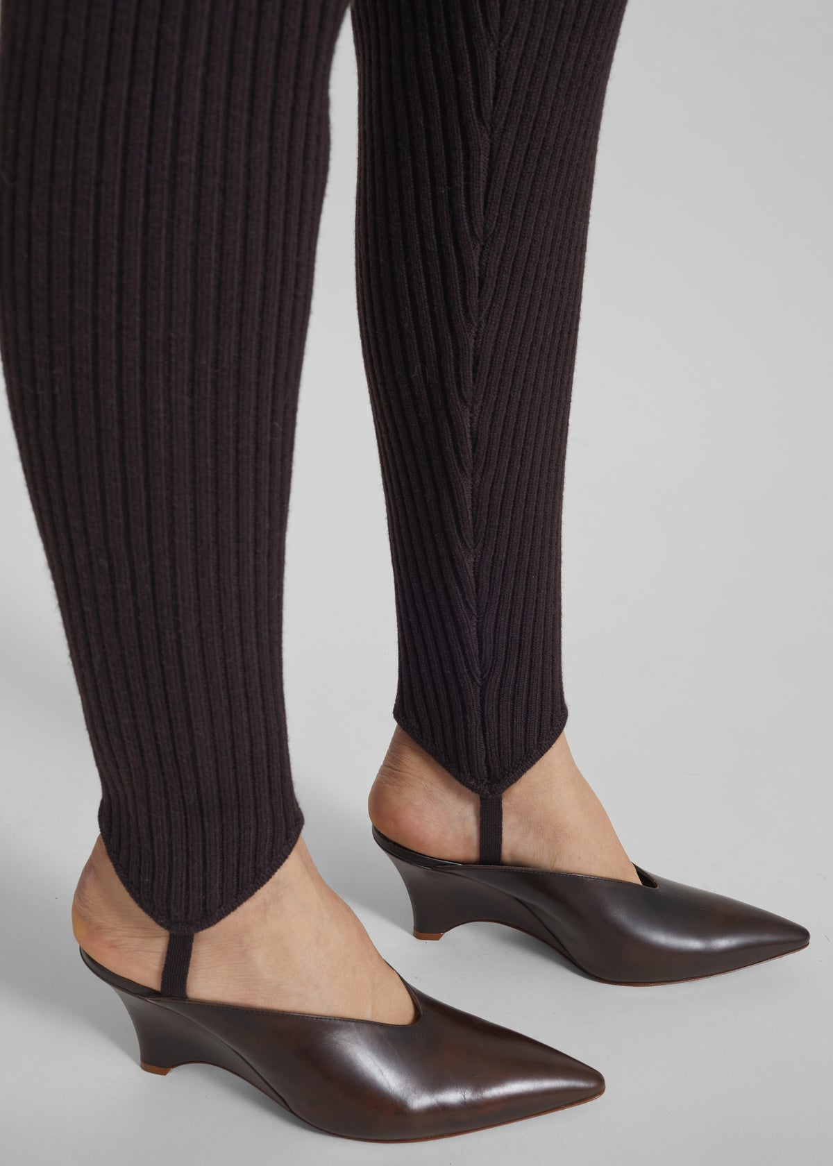 Piuma Knit Stirrup Leggings - Brown - 2