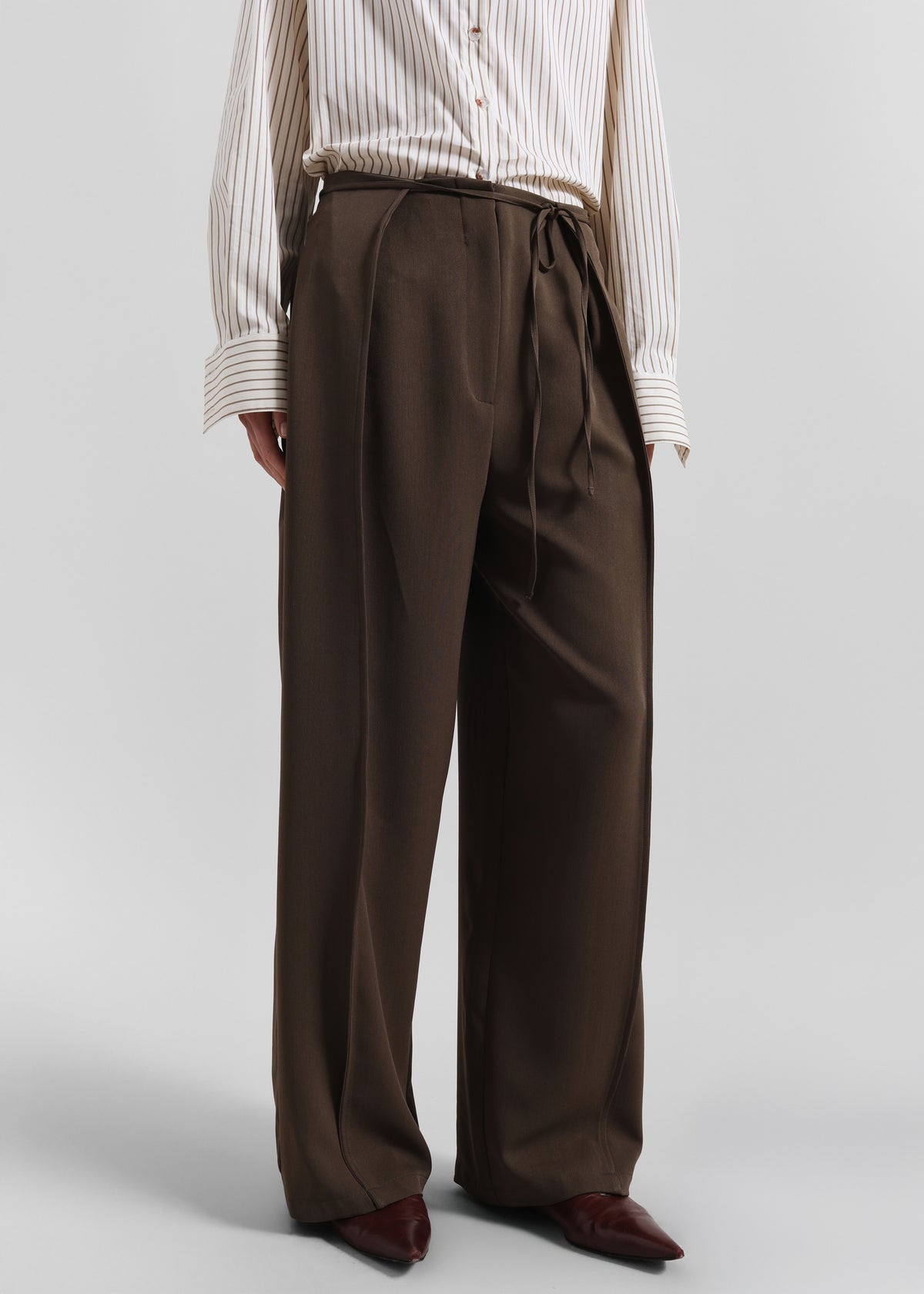 Ravell Pleated Trousers - Brown - 6